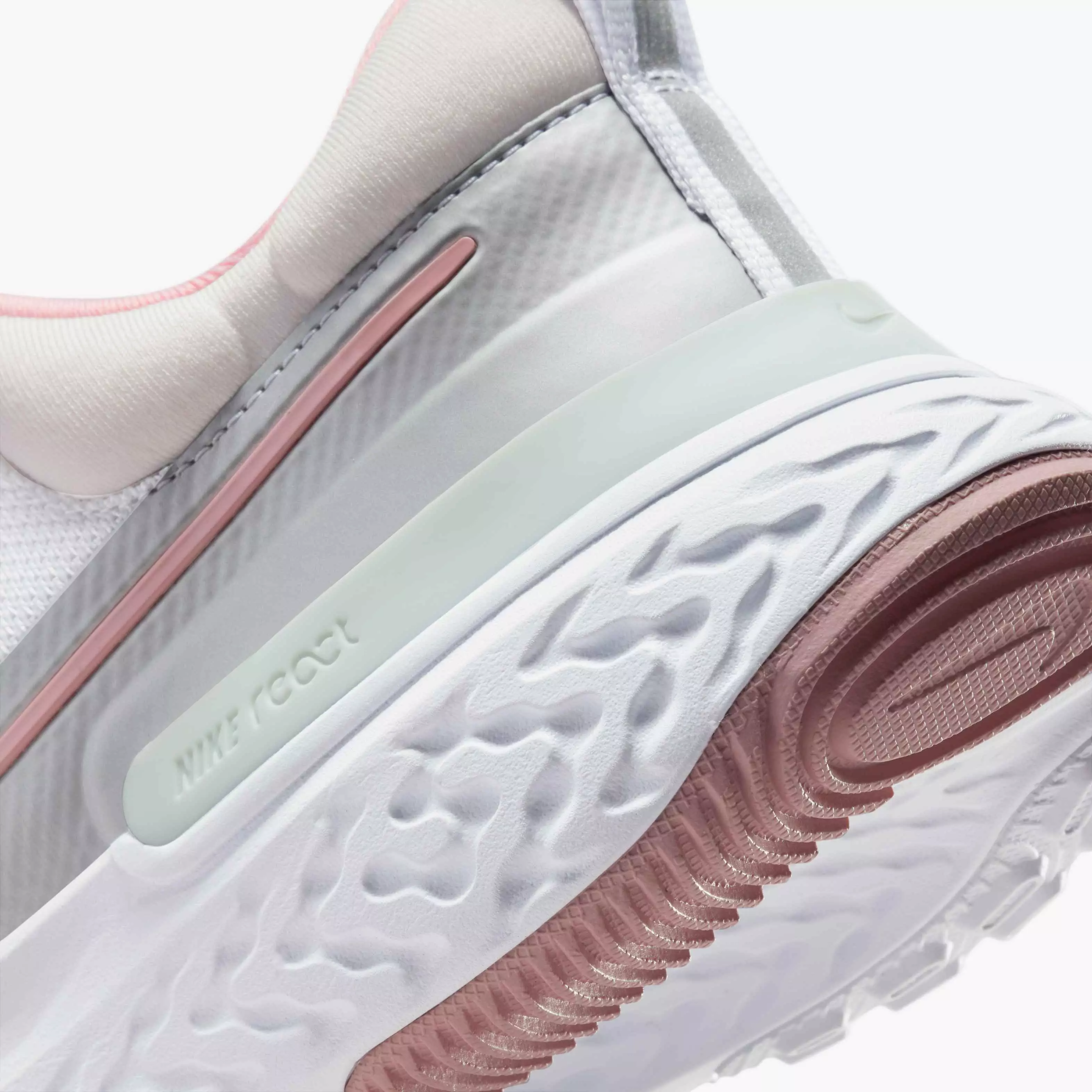 Nike React Miler 2 "White/Pink Glaze Light Soft Pink" Women's Road Running Shoe - WHITE