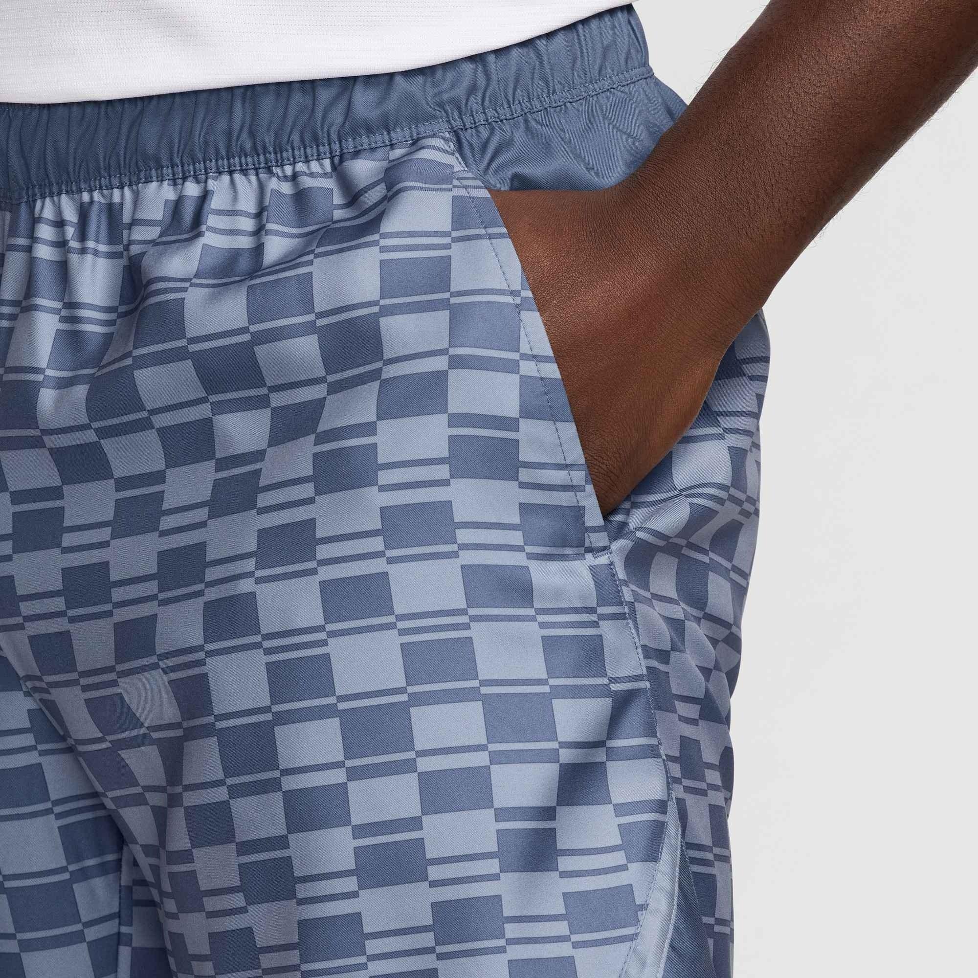 NikeCourt Men's Victory 9" AOP Dri-FIT Tennis Shorts - BLUE Thumbnail View 4