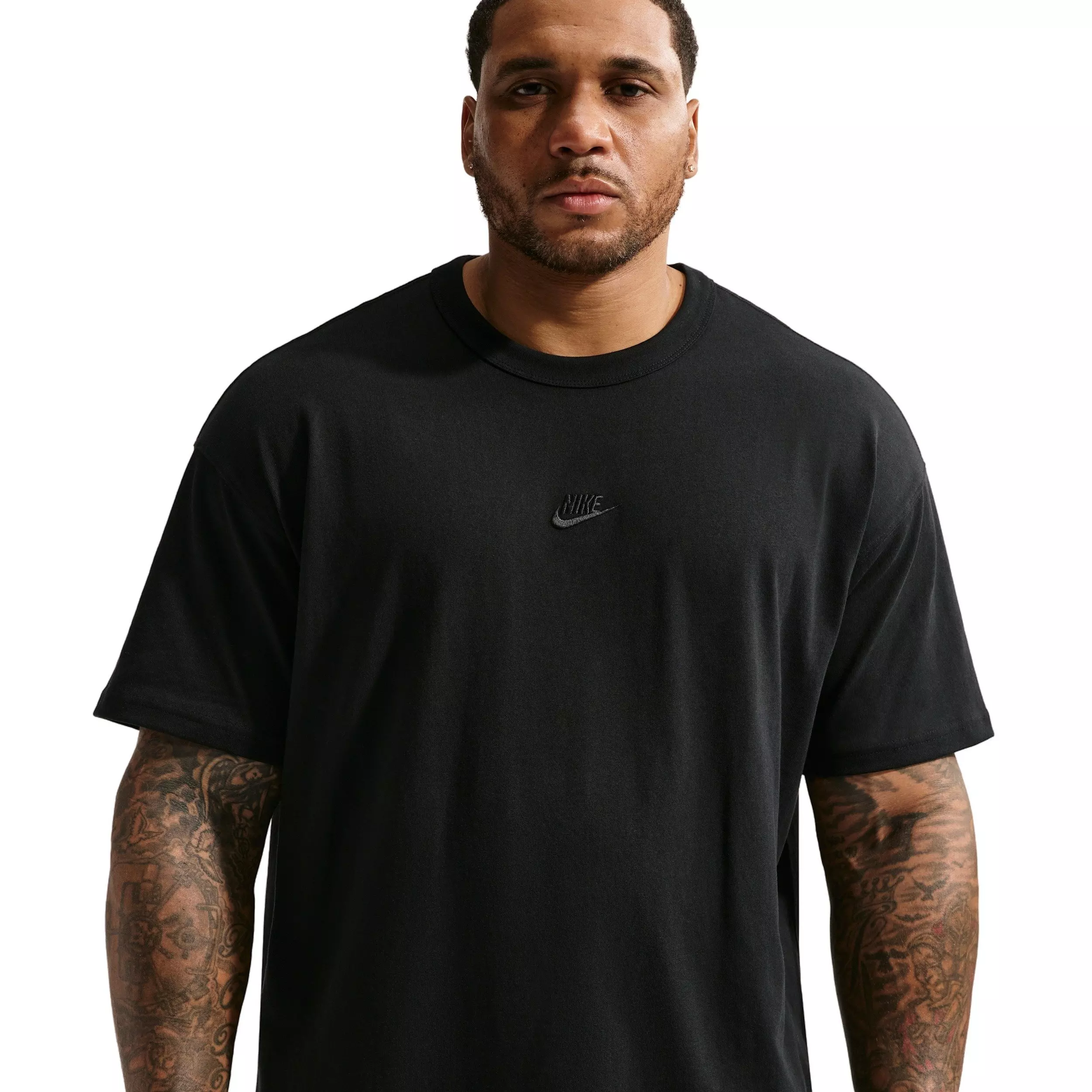 Nike Men's Sportswear Premium Essentials LSE T-Shirt - BLACK