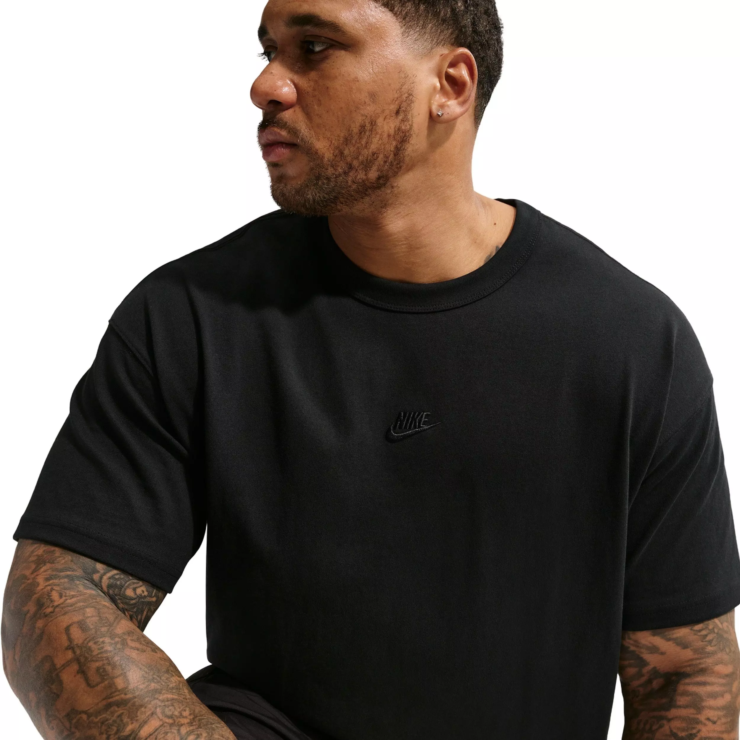 Nike Men's Sportswear Premium Essentials LSE T-Shirt - BLACK