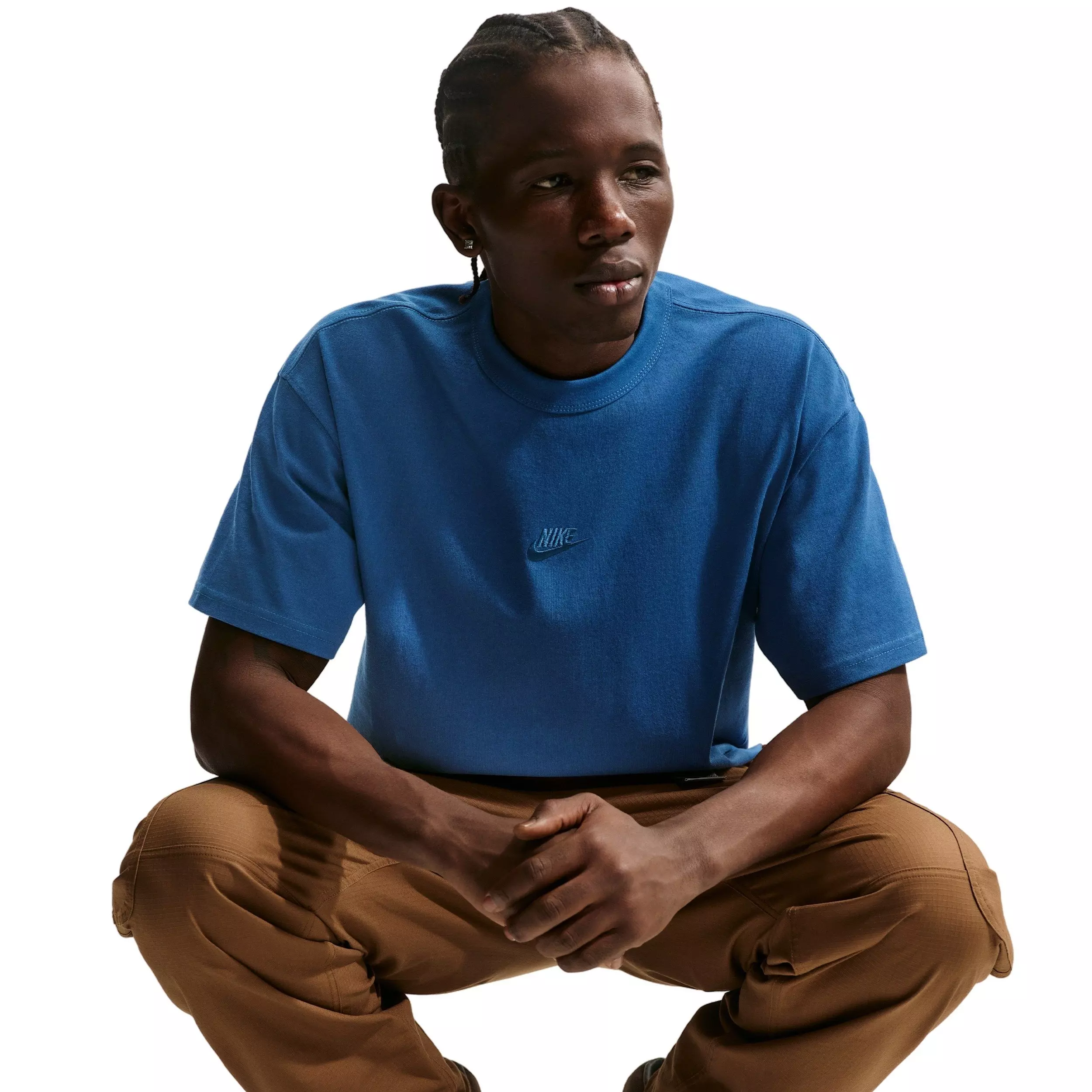 Nike Men's Sportswear Premium Essentials LSE T-Shirt - BLUE