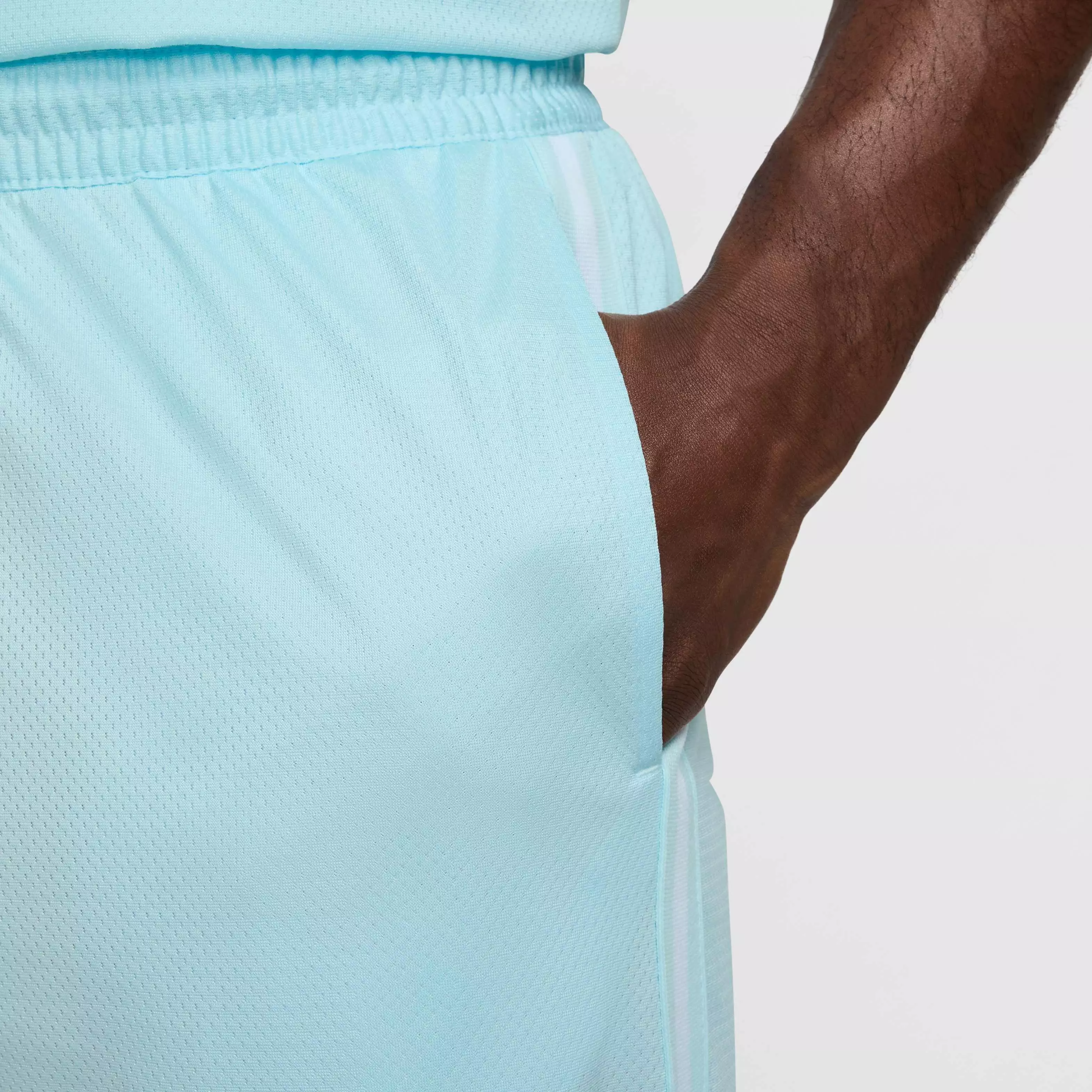 Nike Men's DNA Dri-FIT 8" Basketball Shorts -Blue - BLUE