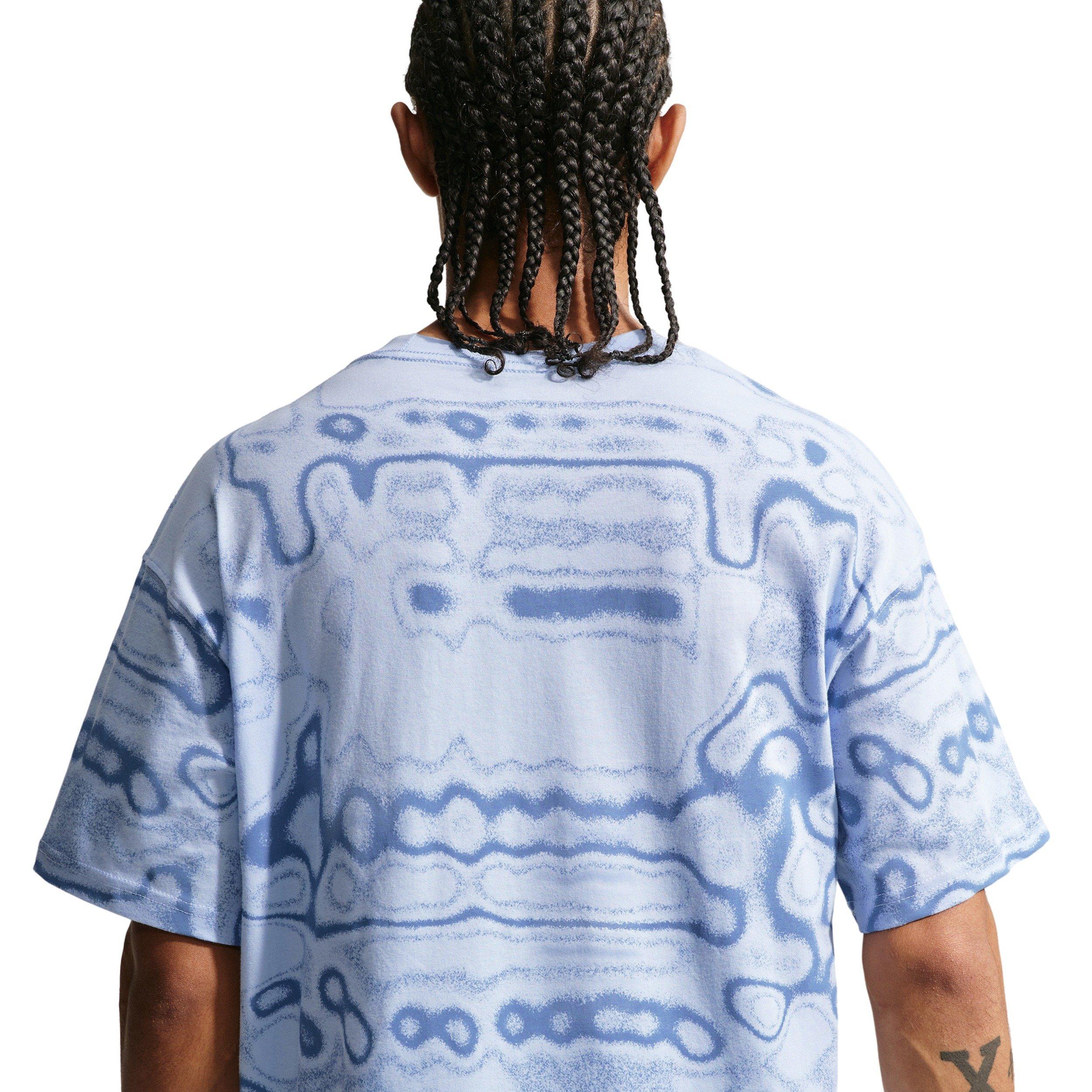 Nike Men's Sportswear LSE AM Day AOP T-Shirt - BLUE