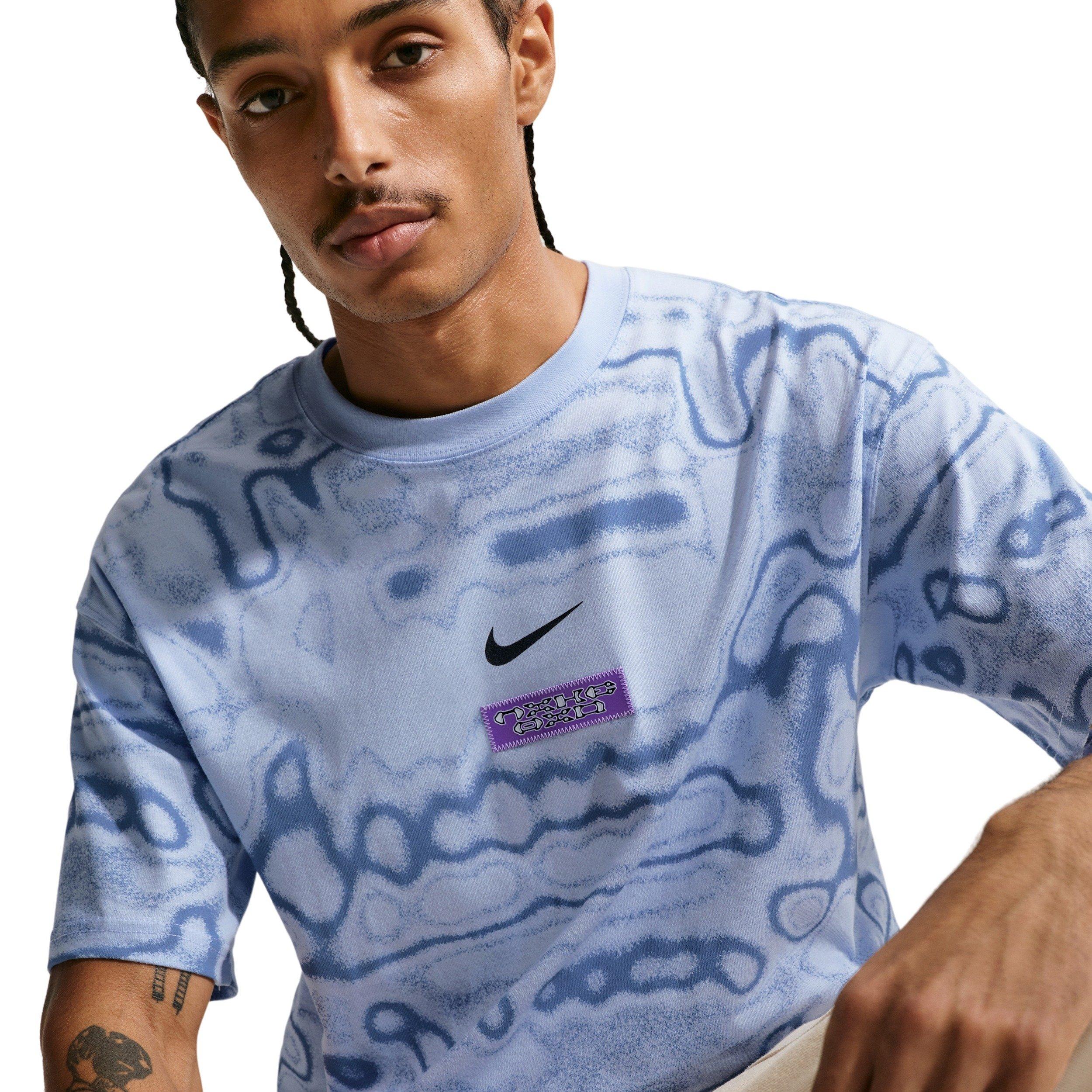 Nike Men's Sportswear LSE AM Day AOP T-Shirt - BLUE