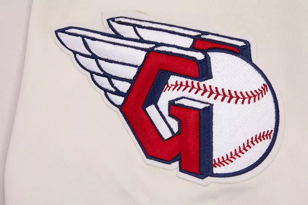 Pro Standard Men's MLB Cleveland Guardians Retro Classic Double Knit Tee - Eggshell/Navy - EGGSHELL/NAVY