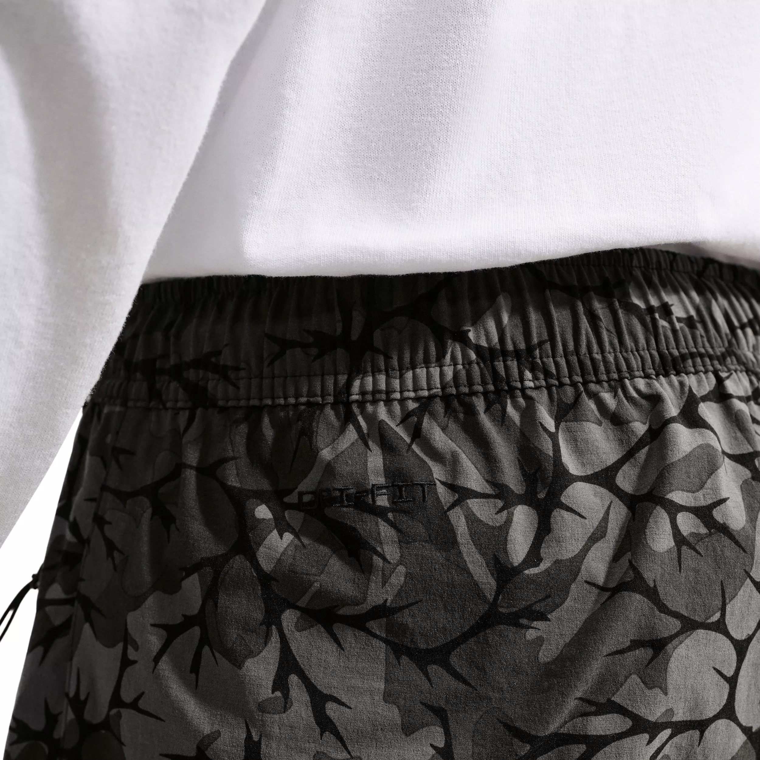 Nike Men's Tech Dri-FIT Woven AOP Pants - BLACK