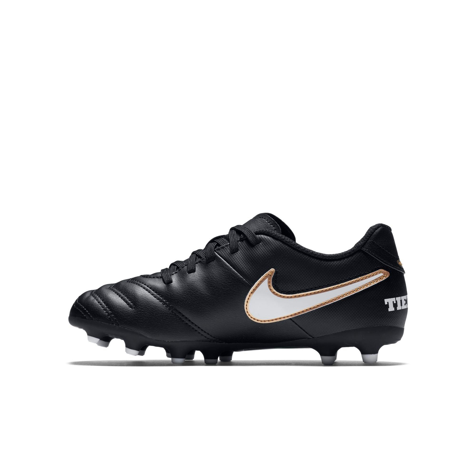 nike tiempo rio 3