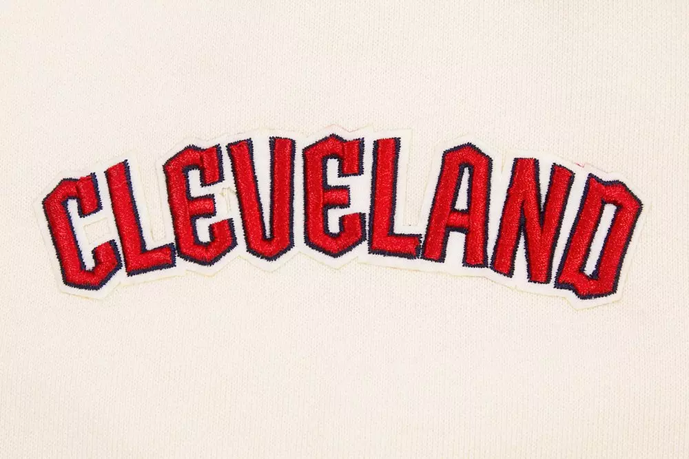 Pro Standard Men's MLB Cleveland Guardians Retro Classic Fleece Pullover Hoodie -Eggshell/Navy - EGGSHELL/NAVY