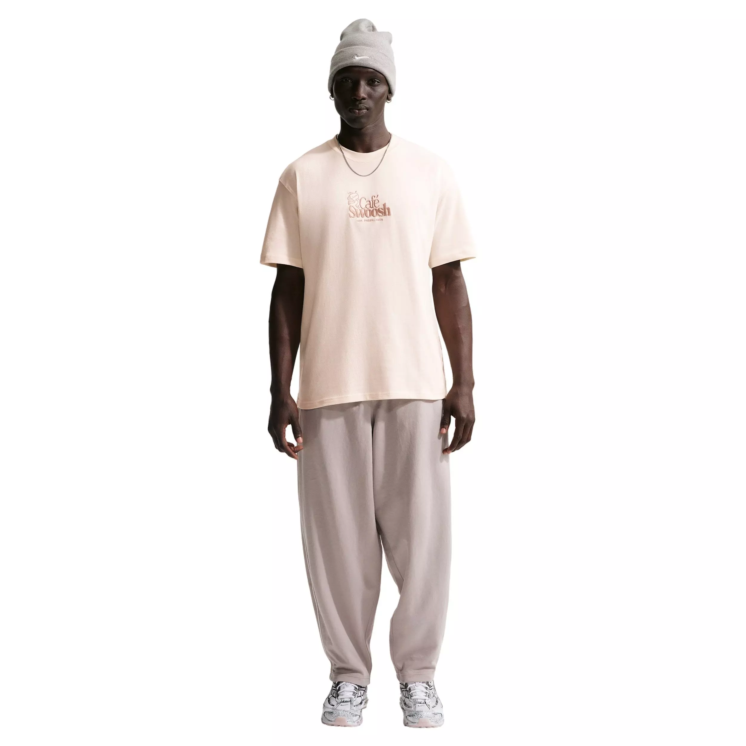 Nike Men's Sportswear LSE Cafe-Swoosh T-Shirt - CHALK