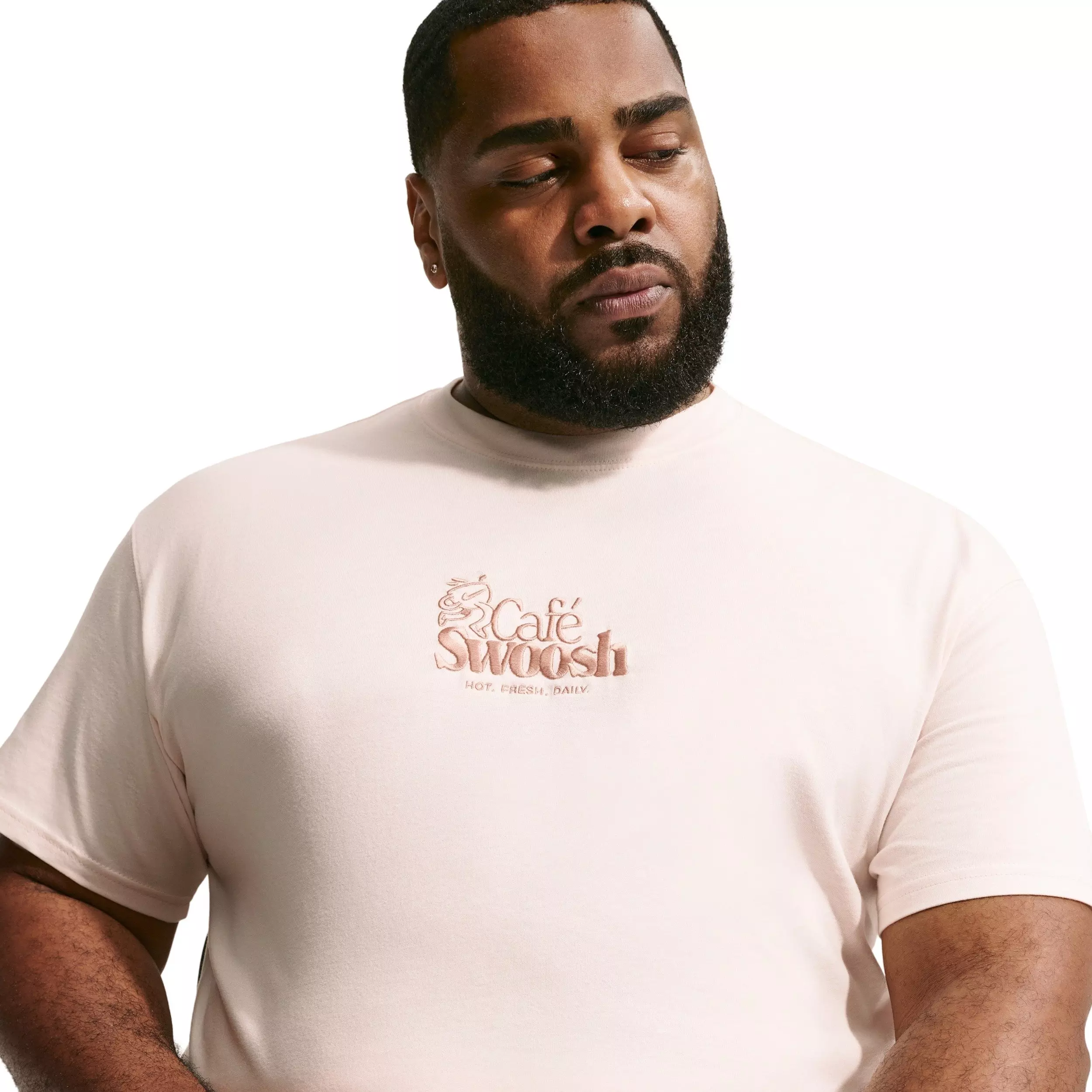 Nike Men's Sportswear LSE Cafe-Swoosh T-Shirt - CHALK