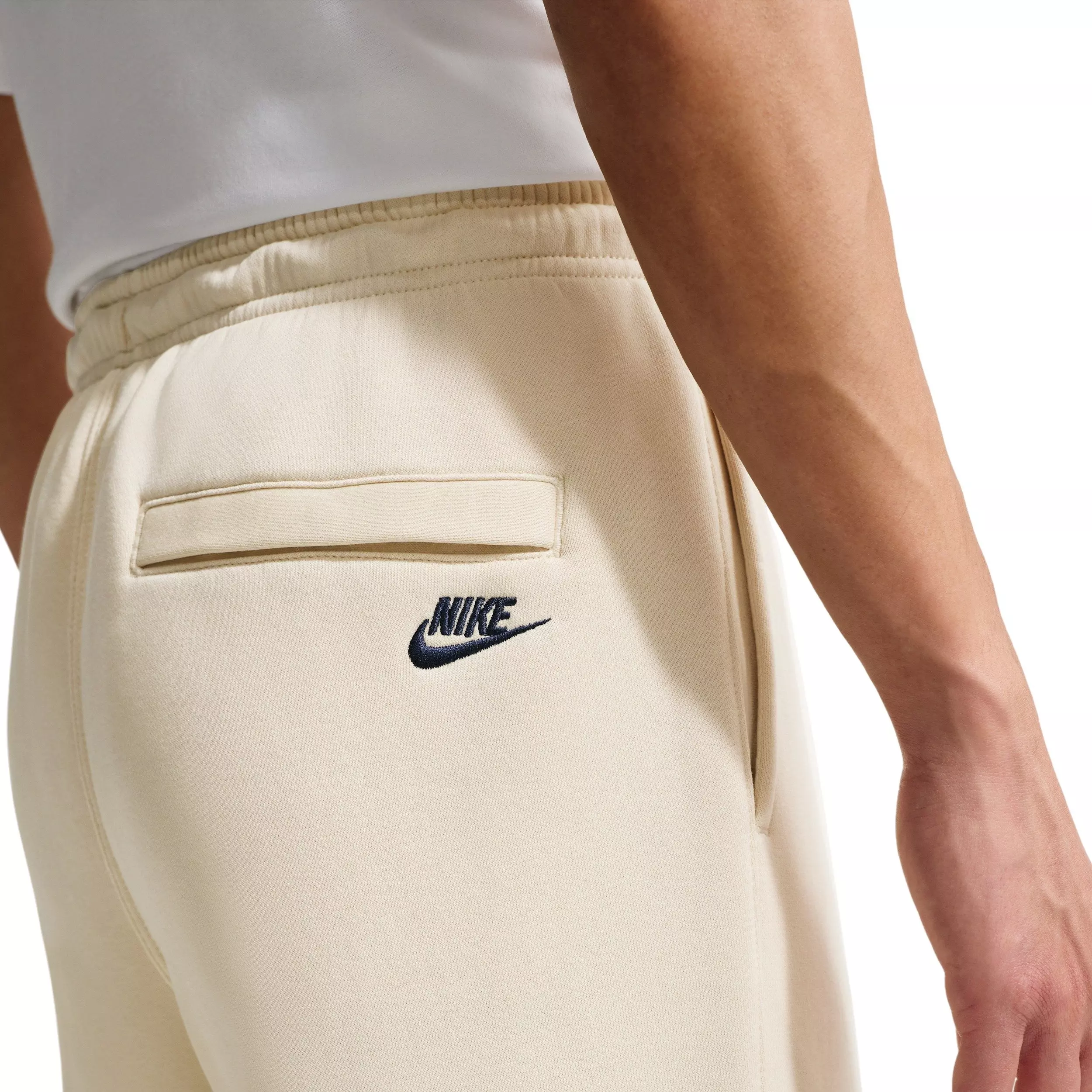 Nike Men's Sportswear Club BB CTB Joggers - LT KHAKI