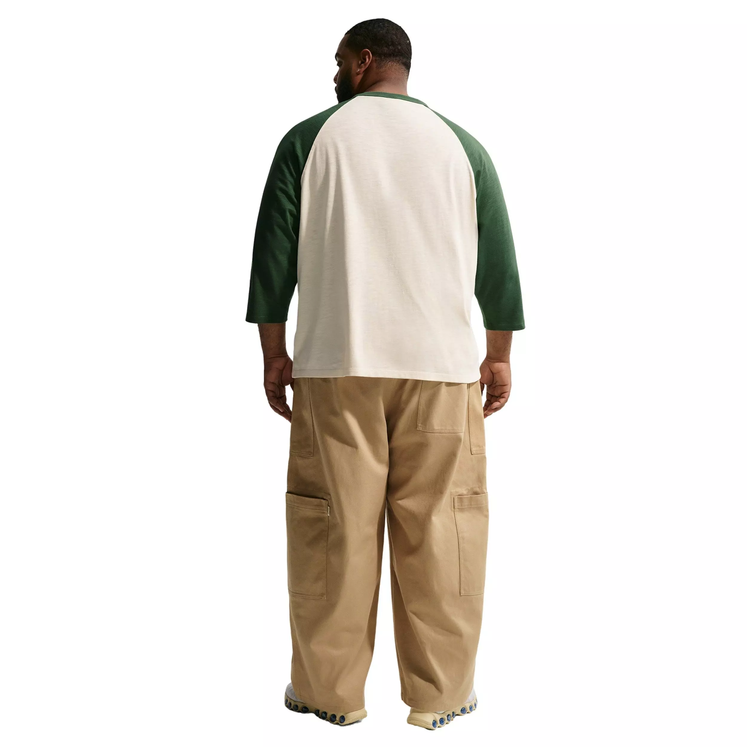 Nike Men's Sportswear Club 3/4-Sleeve Raglan Top - GREEN/CHALK