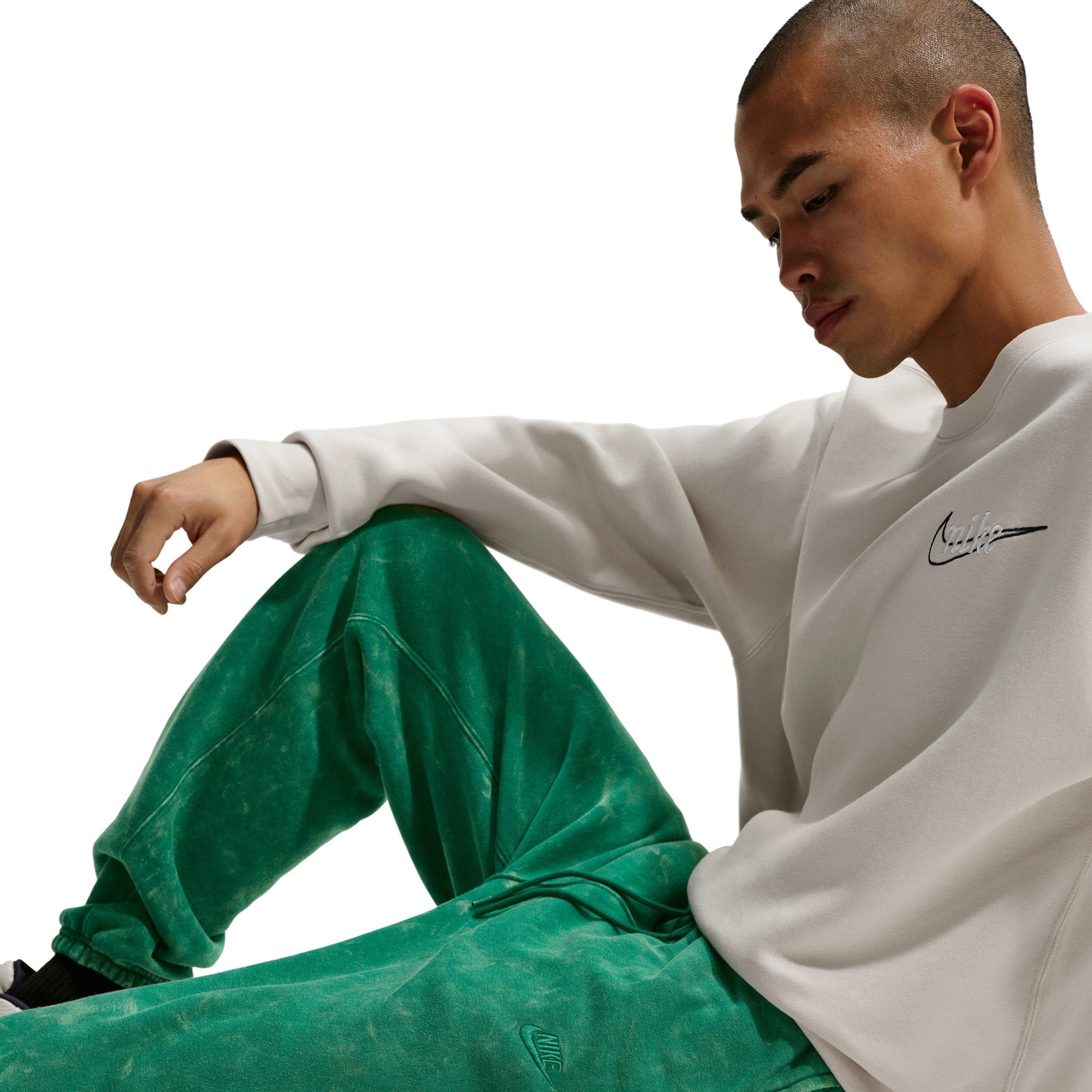 Nike Men's Sportswear Club BB Cuffed Fleece Washed Pants - GREEN Thumbnail View 3