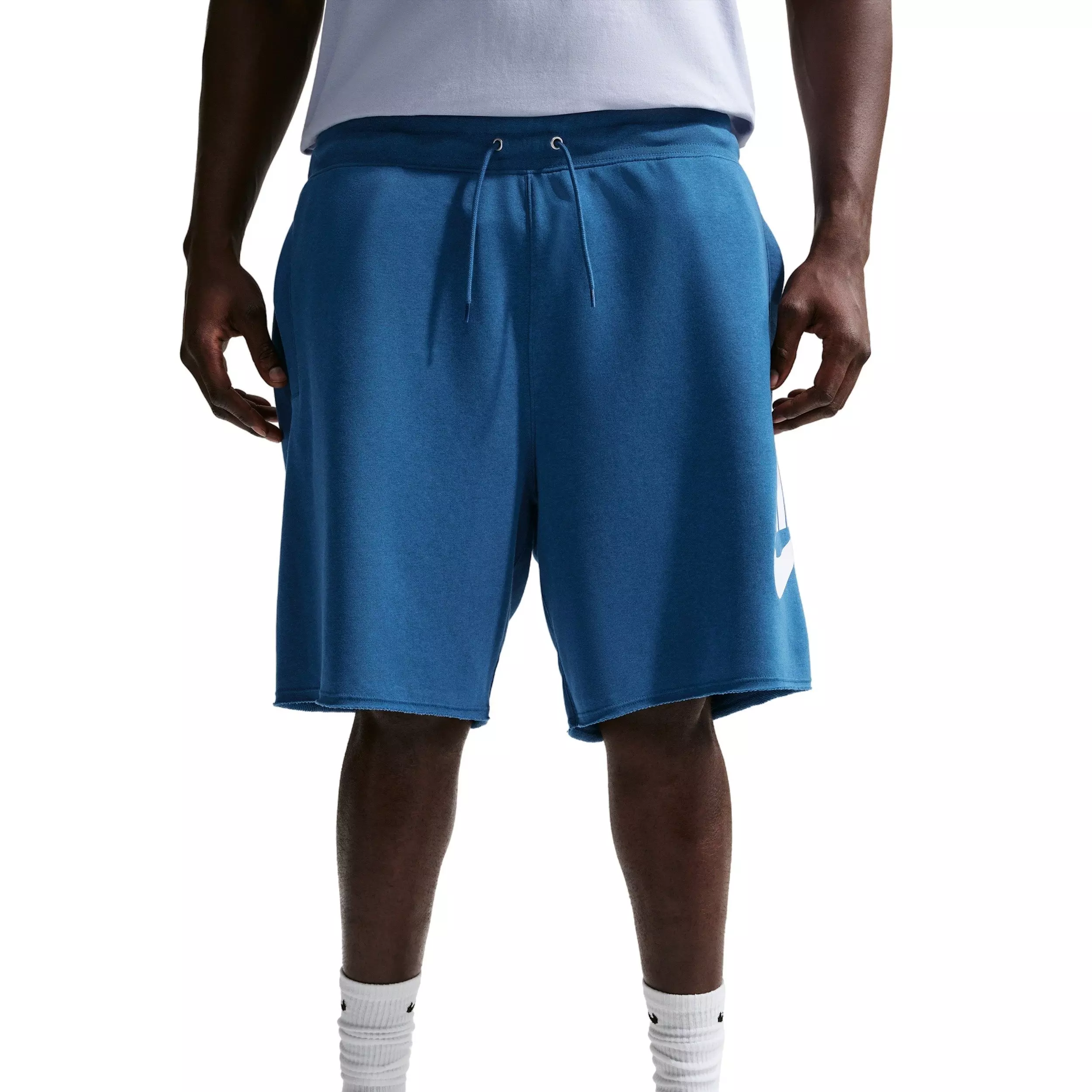 Nike Men's Club Alumni French Terry Shorts - BLUE