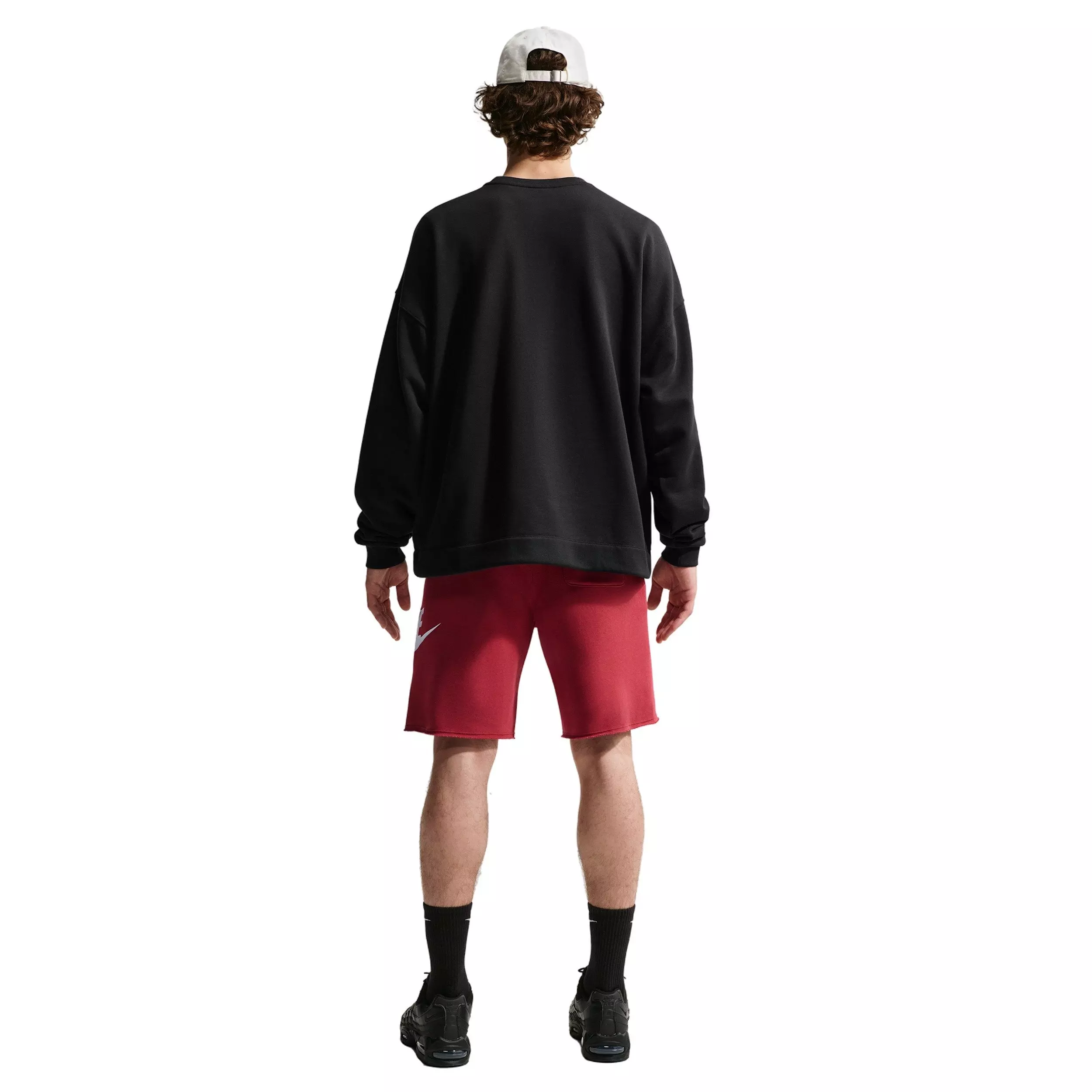 Nike Men's Club Alumni French Terry Shorts - CRIMSON