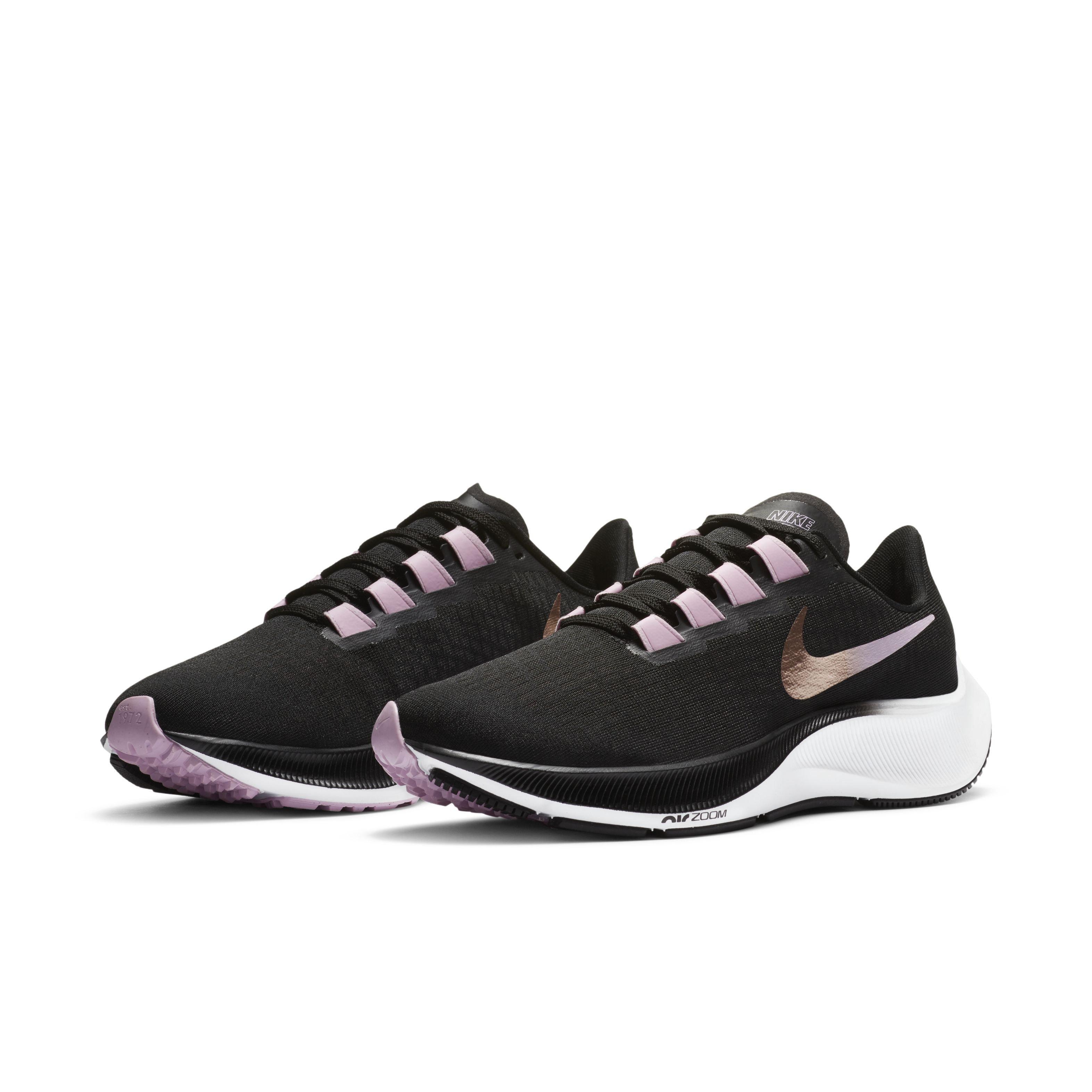 Nike Air Zoom Pegasus 37 "Black/Gold/White" Women's Running Shoe - BLACK/GOLD/WHITE Thumbnail View 3