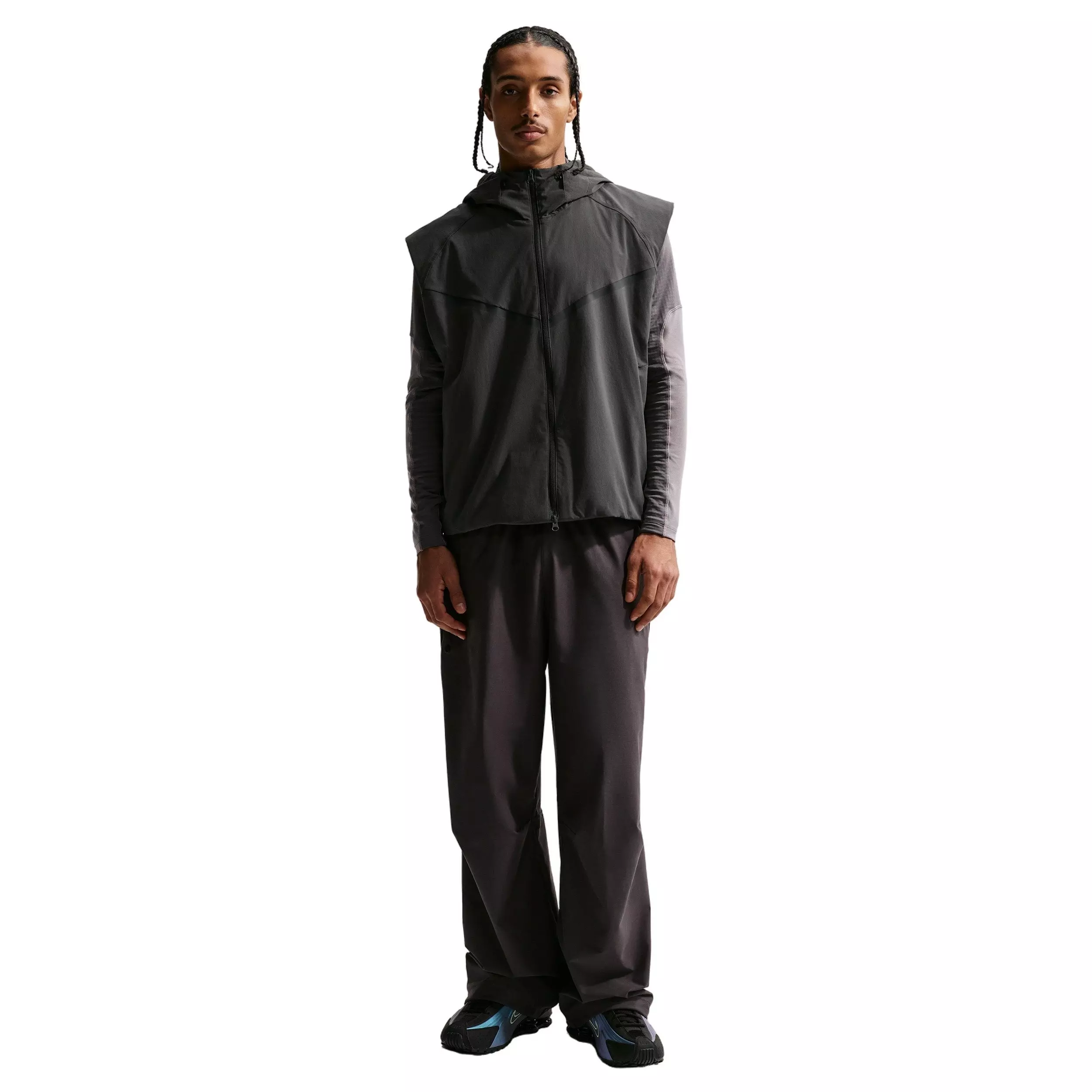Nike Men's Tech Dri-FIT Woven Windrunner Vest - Dk Grey - DK GREY