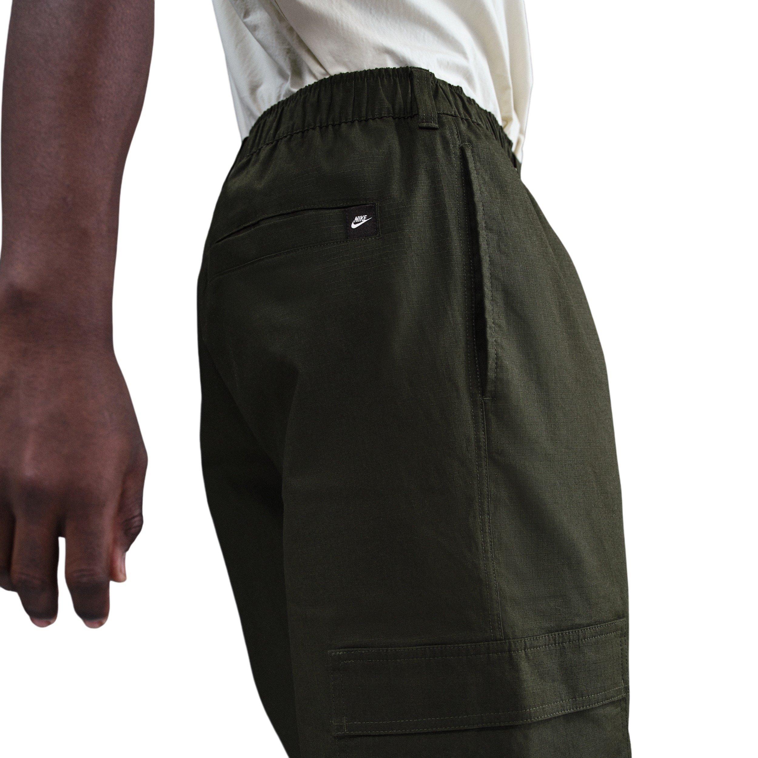 Nike Men's Sportswear Club Woven CL Cargo Pants - GREEN Thumbnail View 2