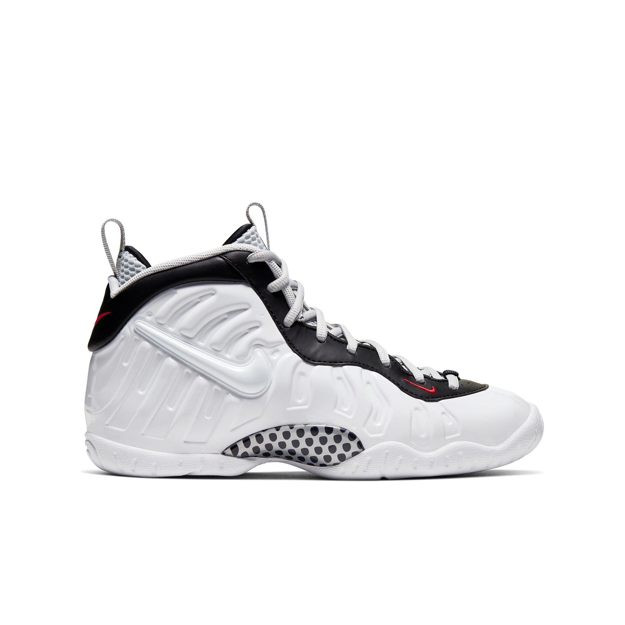 nike little posite one white and black