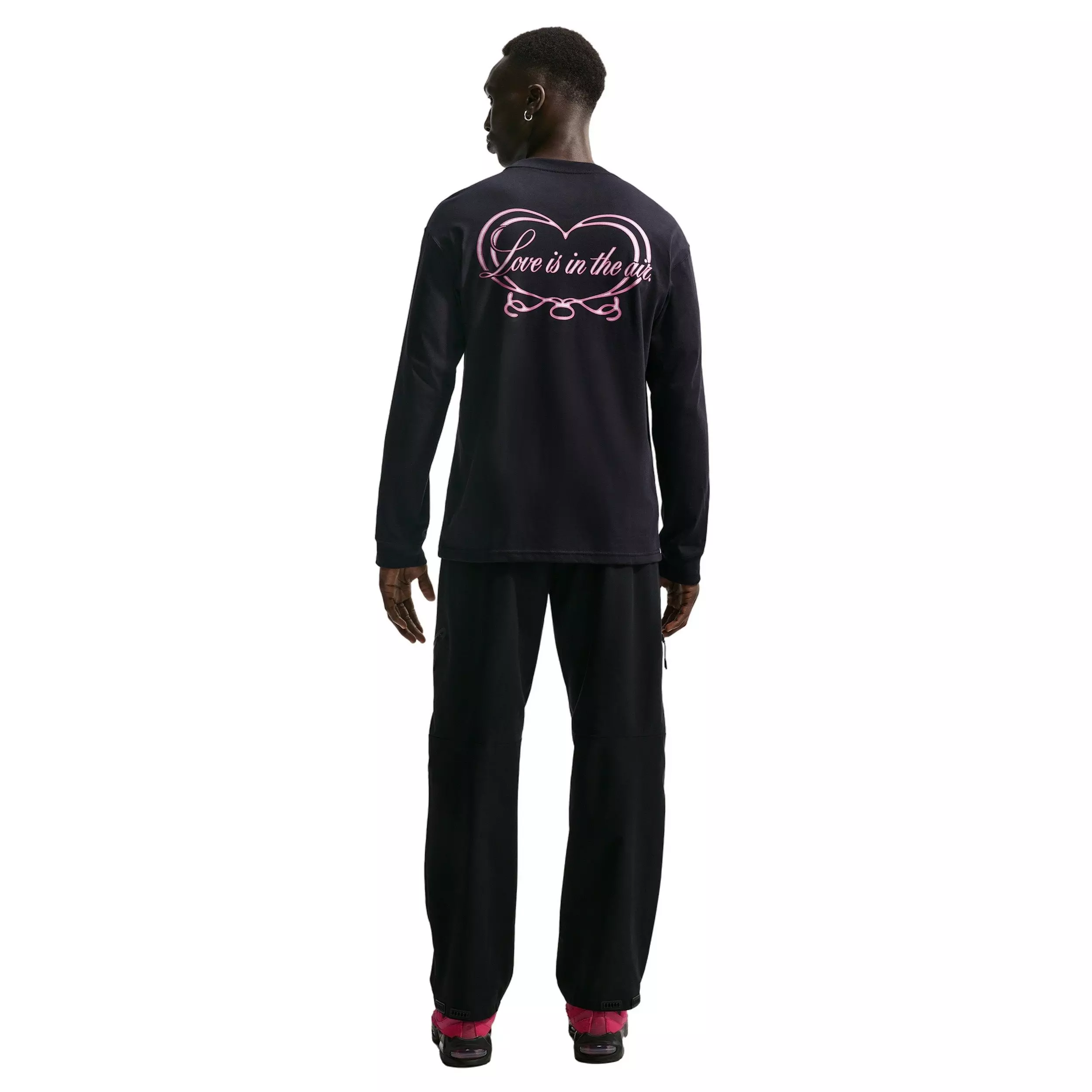 Nike Men's Sportswear LSE Love in Air VDay T-Shirt - BLACK