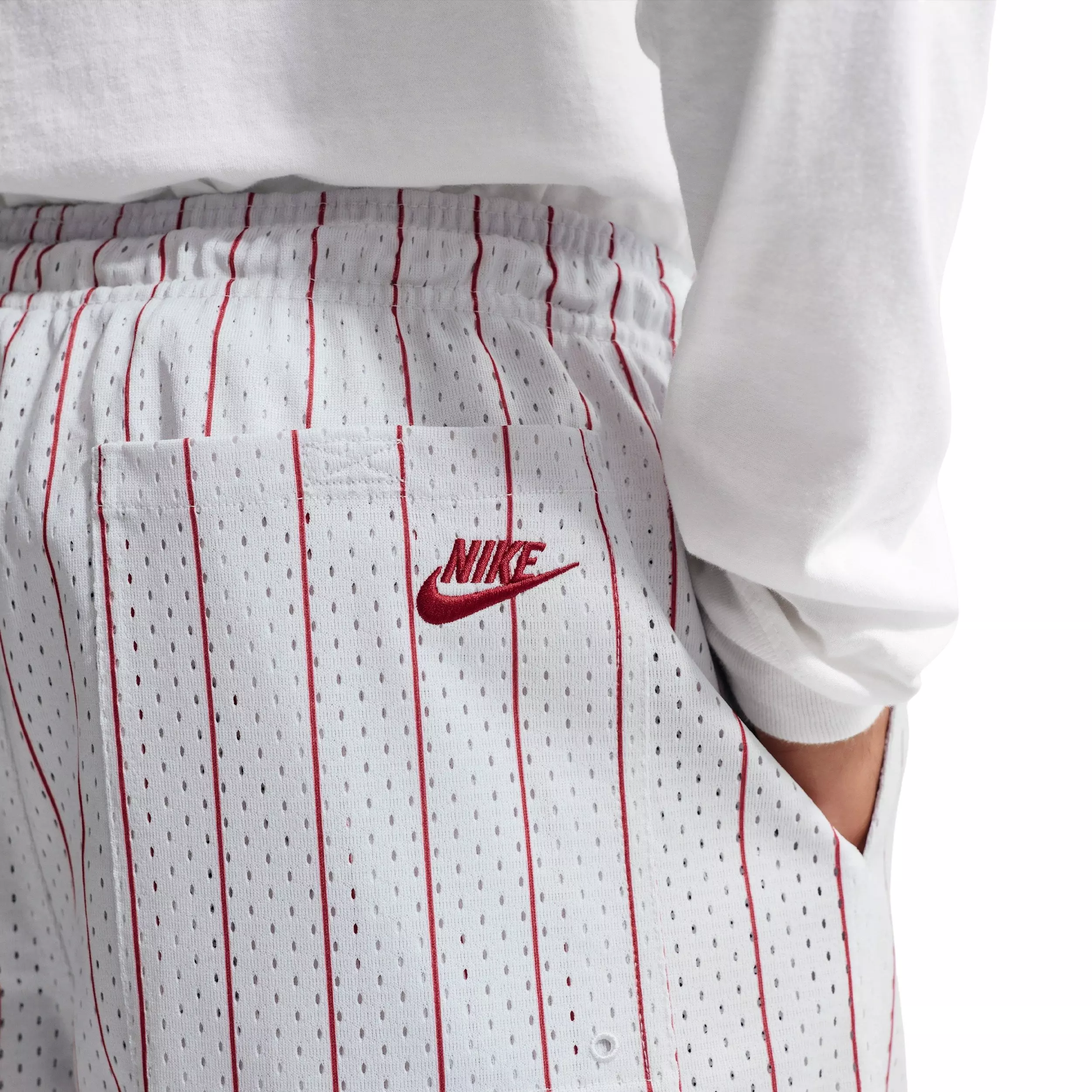 Nike Men's Sportswear Club Striped Flow Shorts - LT GREY/CRIMSON