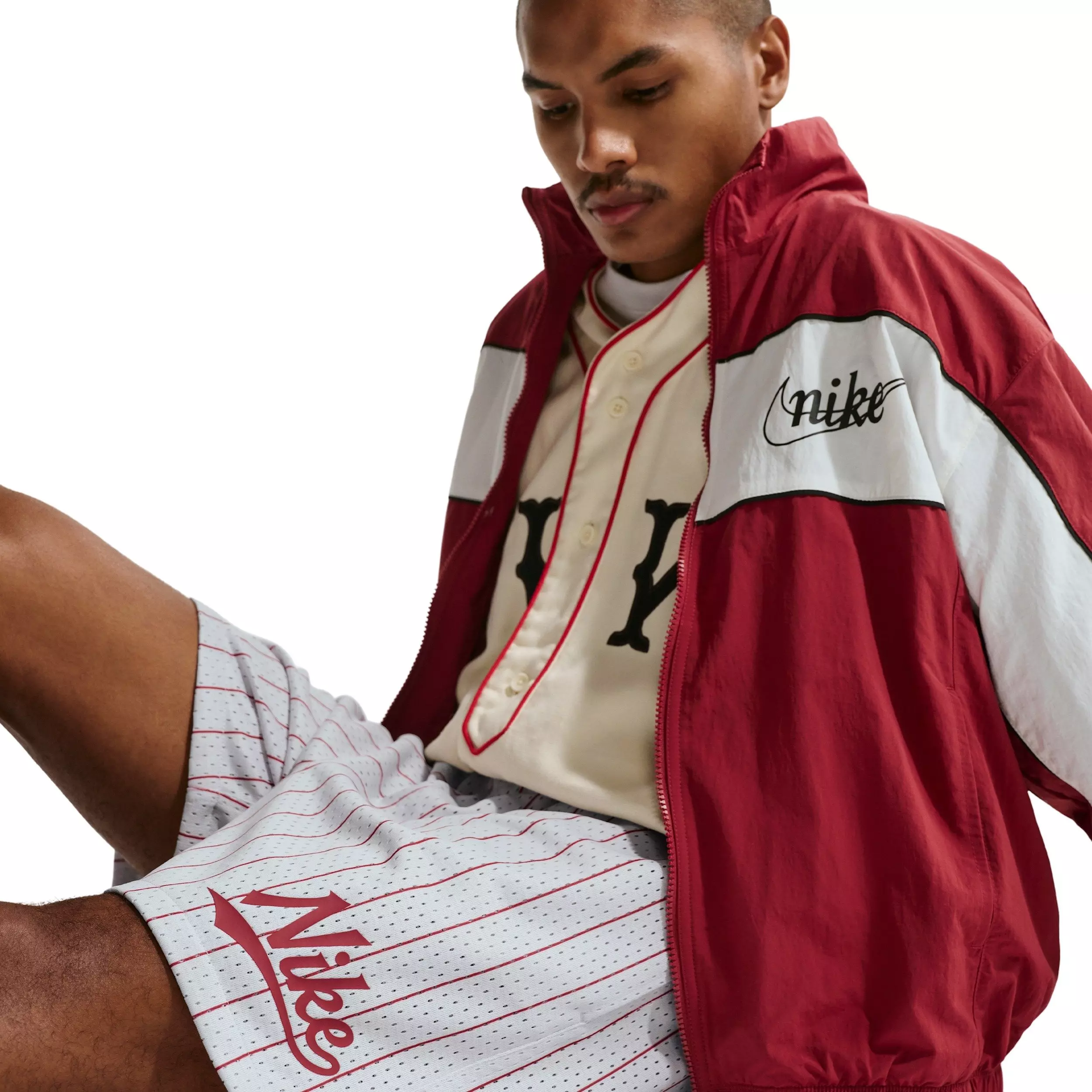 Nike Men's Sportswear Club Striped Flow Shorts - LT GREY/CRIMSON