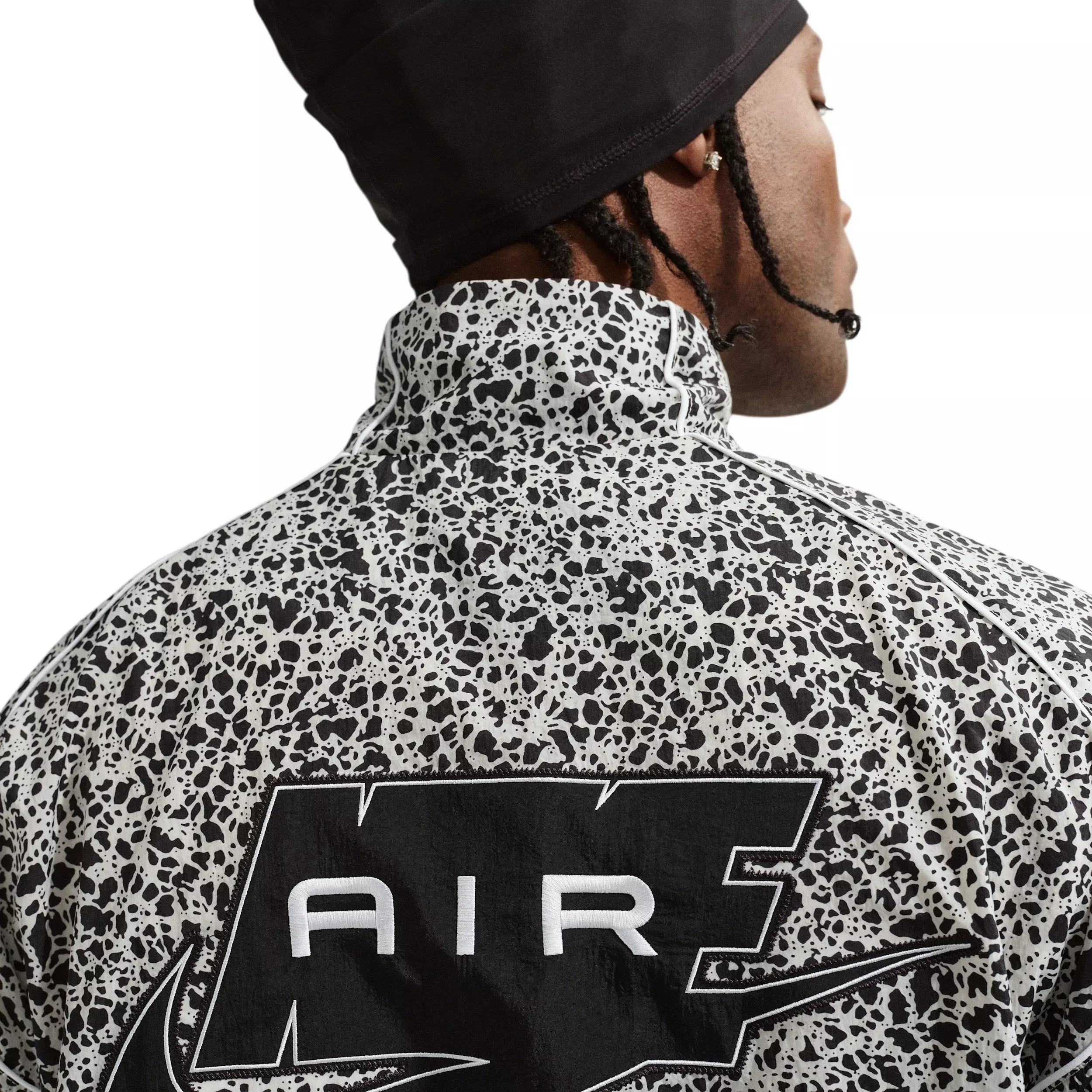 Nike Air Men's Woven AOP Jacket - LT BONE/BLACK
