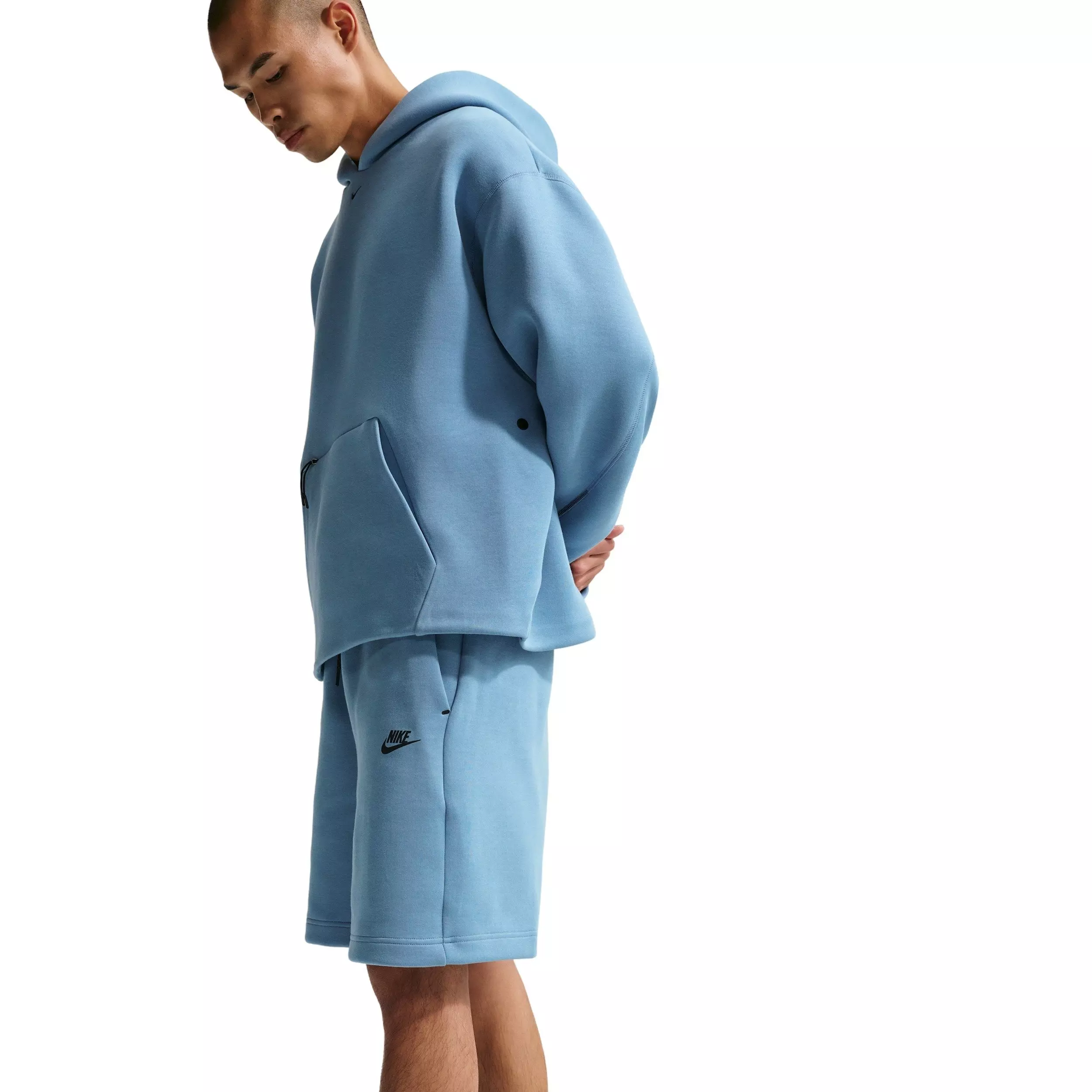 Nike Men's Tech Fleece Shorts - BLUE