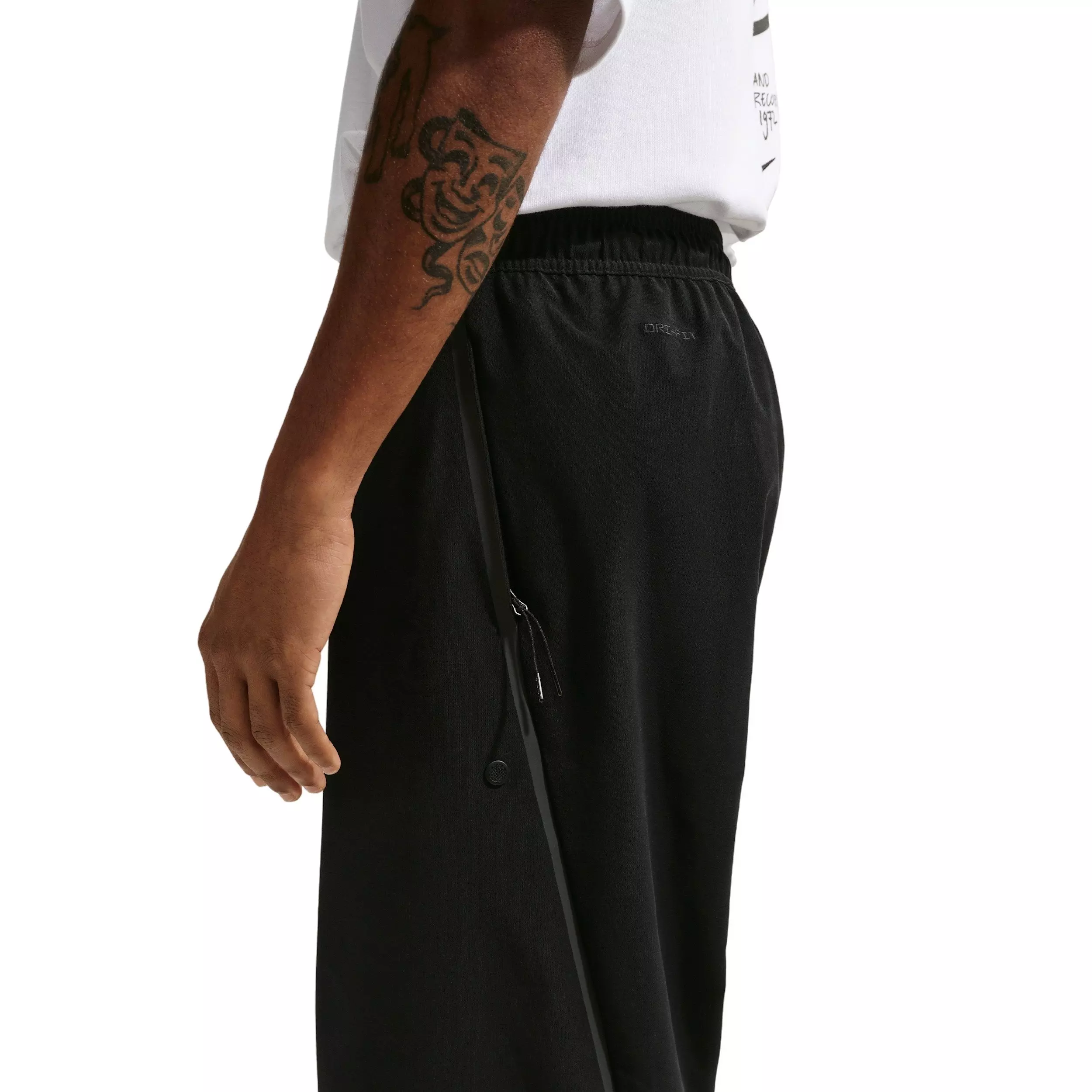 Nike Men's Tech Dri-FIT Shori Knit OS Pants - BLACK