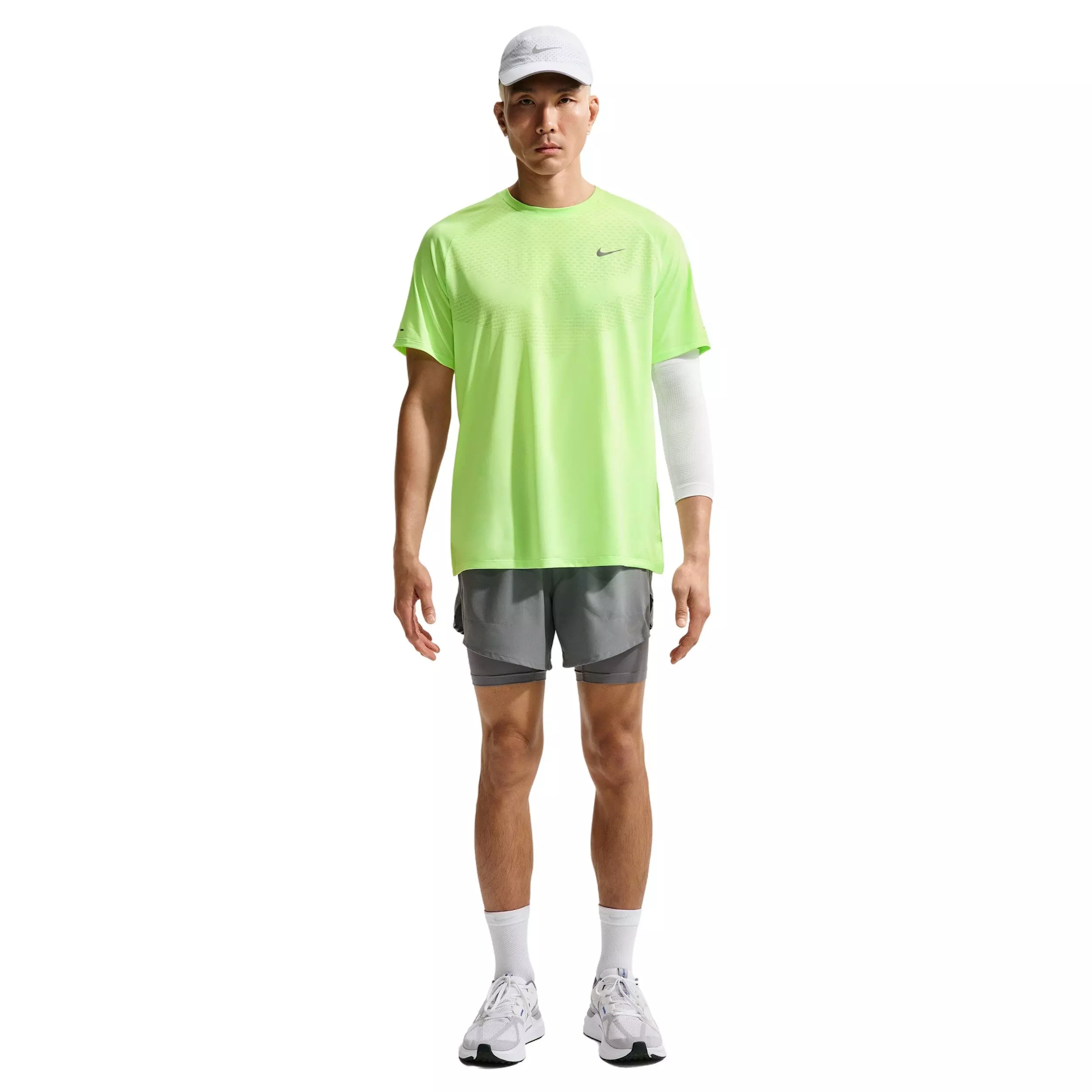 Nike Men's Stride Dri-FIT ADV Short-Sleeve Running Top - LIME GREEN
