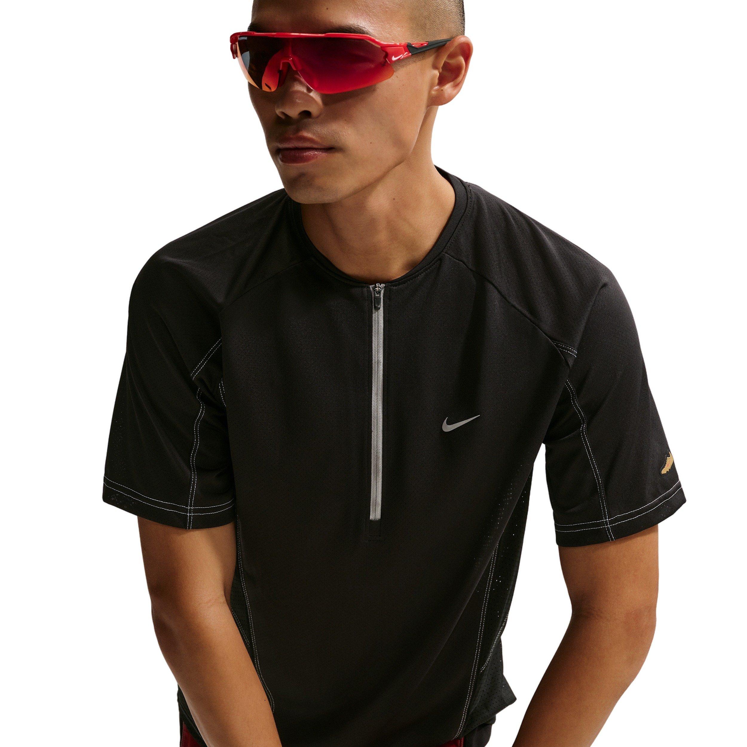 Nike Men's Retro Dri-FIT Short-Sleeve Running Top - BLACK Thumbnail View 3