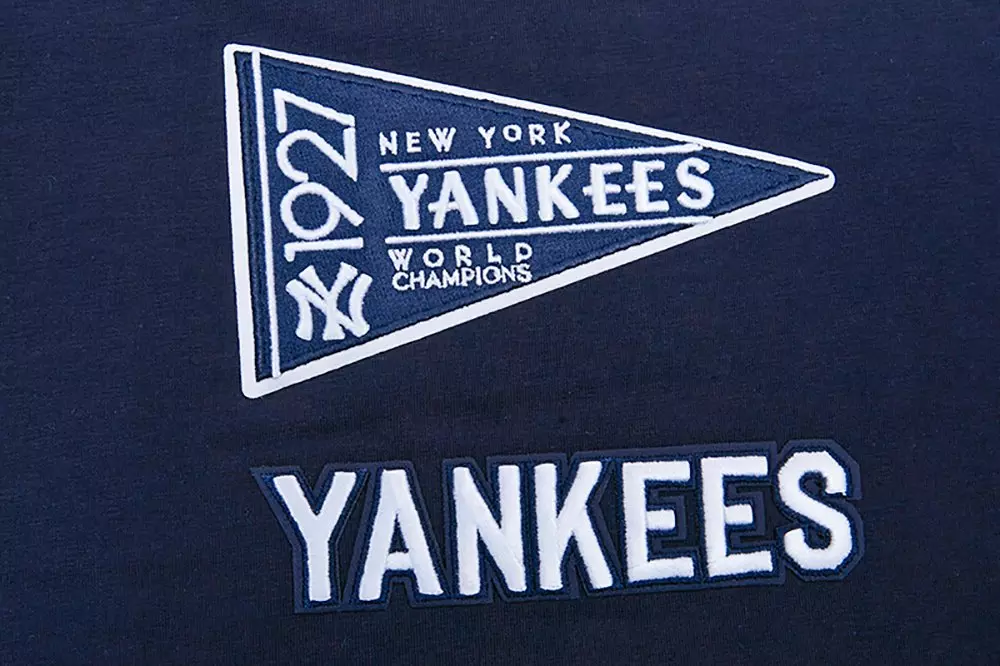 Pro Standard Men's MLB New York Yankees Retro Classic Single Jersey Striped Tee -Navy - NAVY