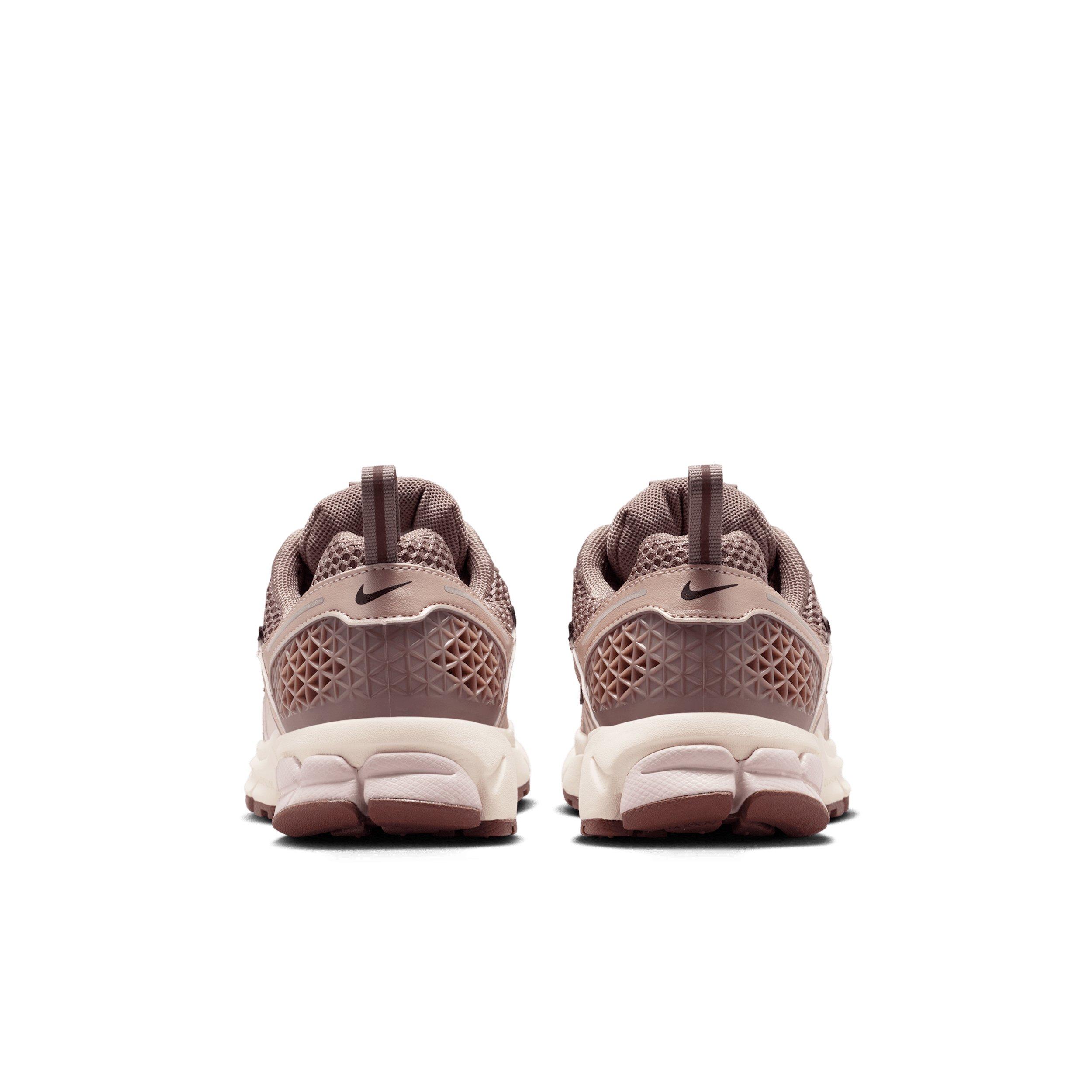 Nike Vomero 5 "Taupe Haze/Silt Red/Pale Ivory/Tattoo" Grade School Girls' Shoe - TAUPE/RED/IVORY/TATTOO Thumbnail View 5