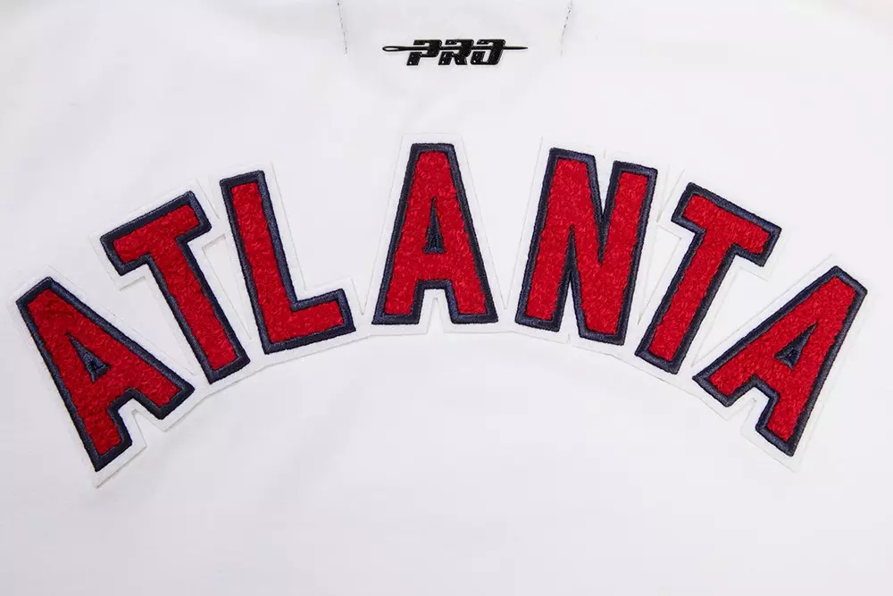 Pro Standard Women's MLB Atlanta Braves Classic Boxy Top -White - WHITE