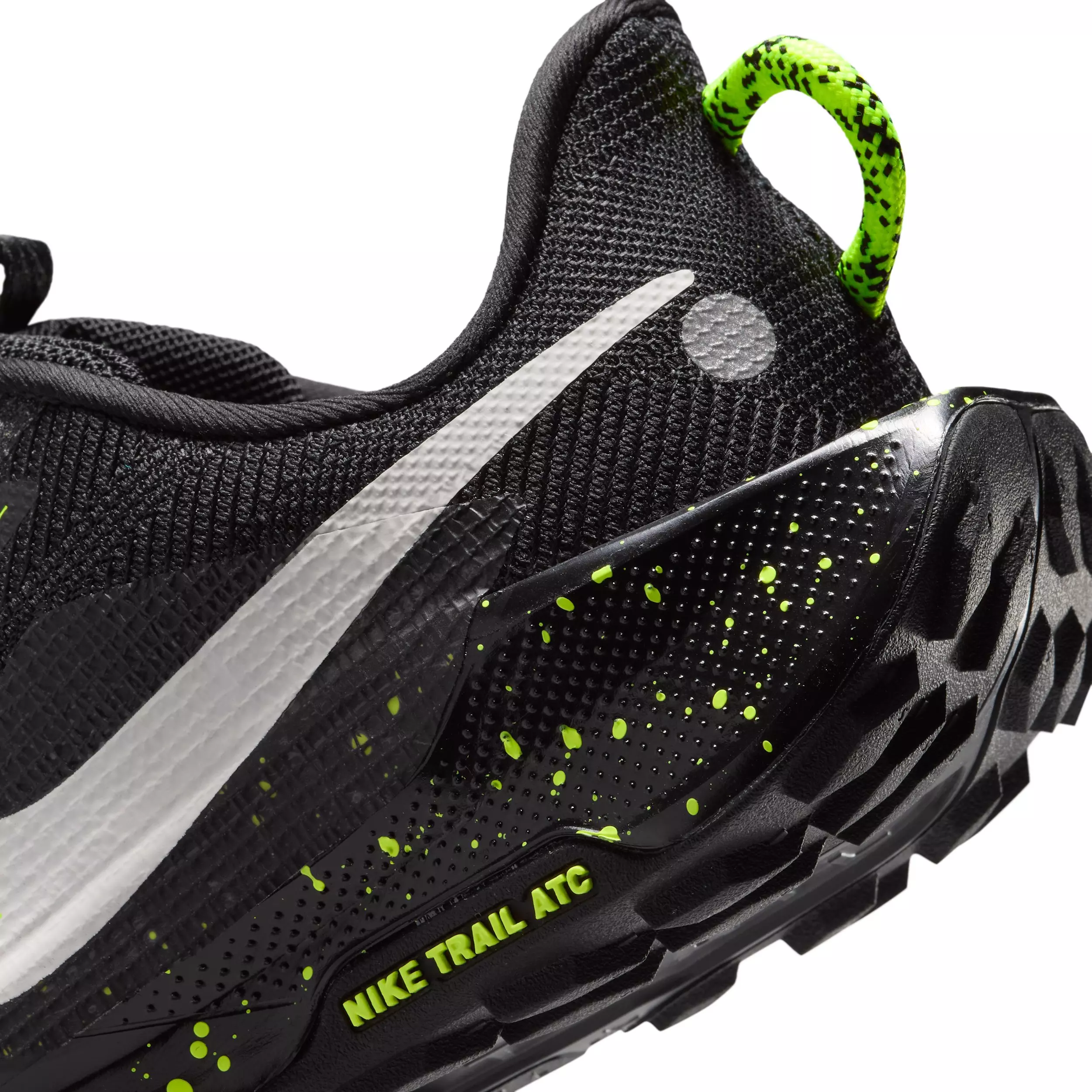 Nike Pegasus Trail 5 "Black/Volt Ice/Phantom" Grade School Boys' Trail Running Shoe - BLACK/VOLT/PHANTOM