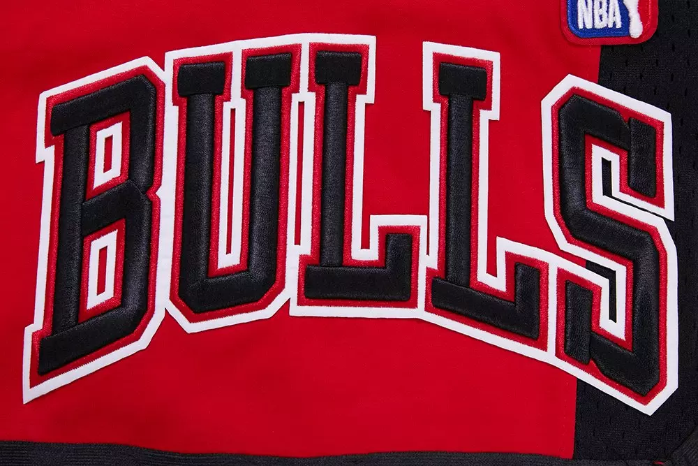 Pro Standard Men's NBA Chicago Bulls Retro Classic Double Knit Shorts - Red/Black - RED/BLACK