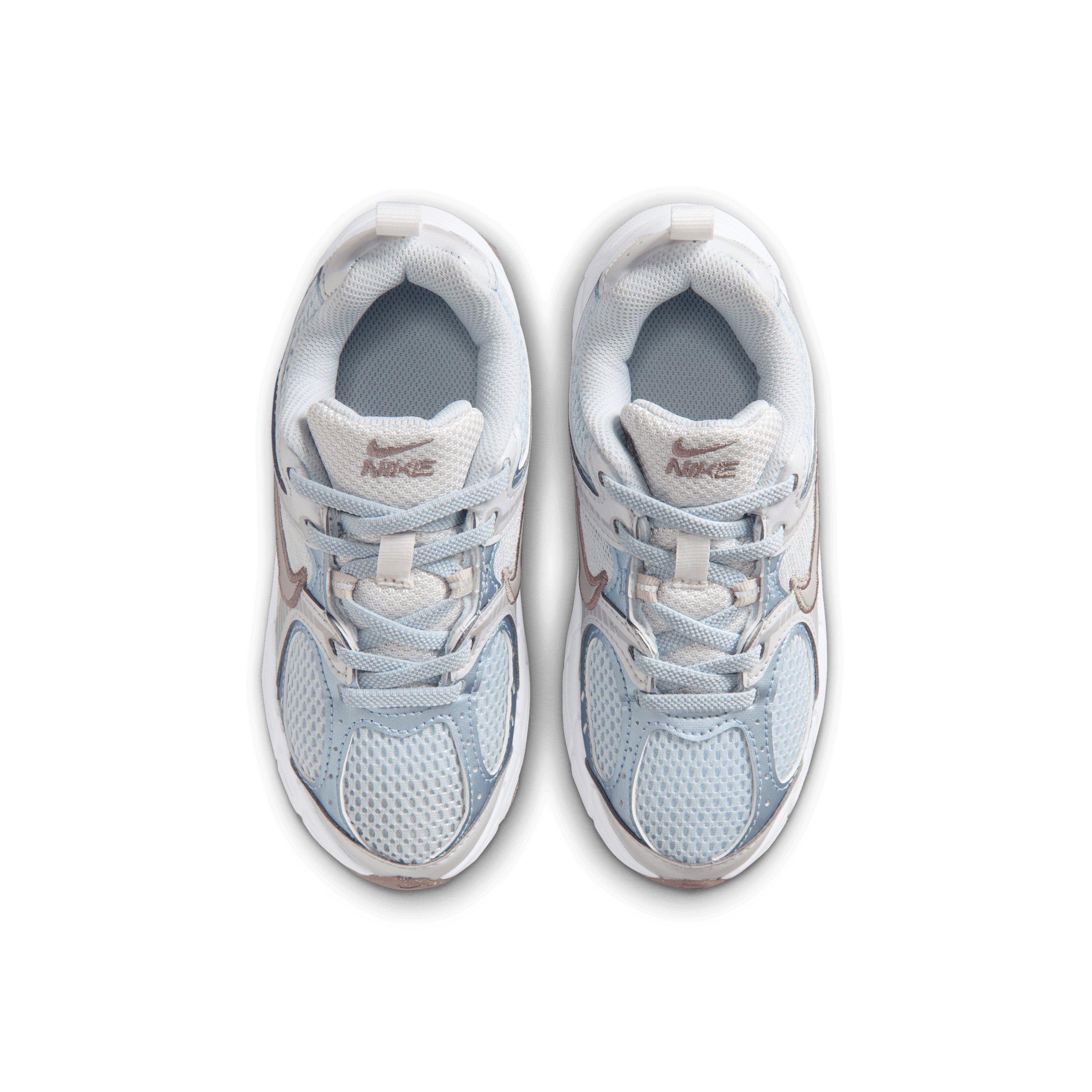 Nike V5 RNR "Aura/Platinum Tint/Taupe Haze/Moon Particle" Preschool Girls' Shoe - AURA/PLATINUM/TAUPE/MOON Thumbnail View 4