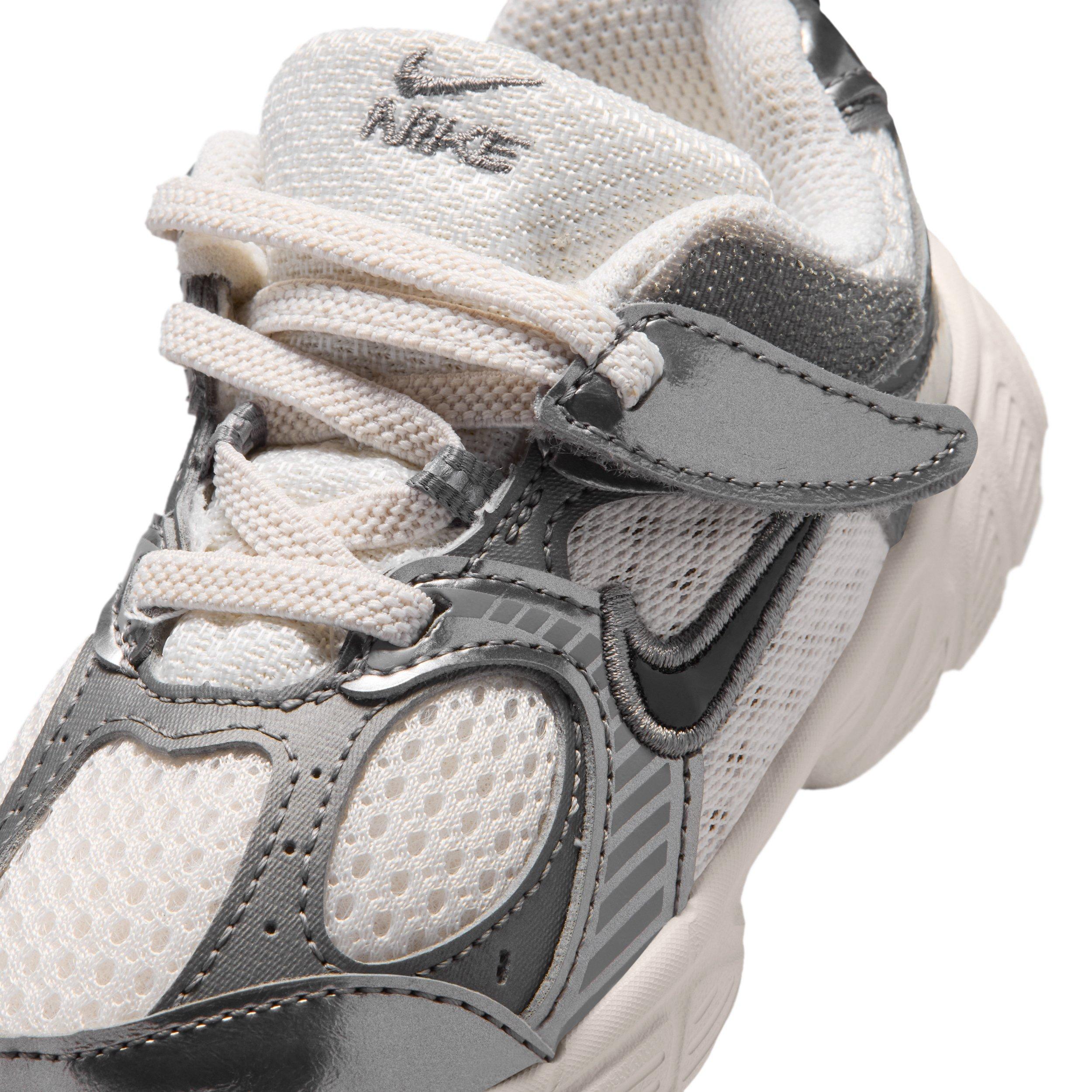 Nike V5 RNR "Phantom/Pencil Point/Black" Infant Boys' Shoe - PHANTOM/PENCIL/BLACK Thumbnail View 7