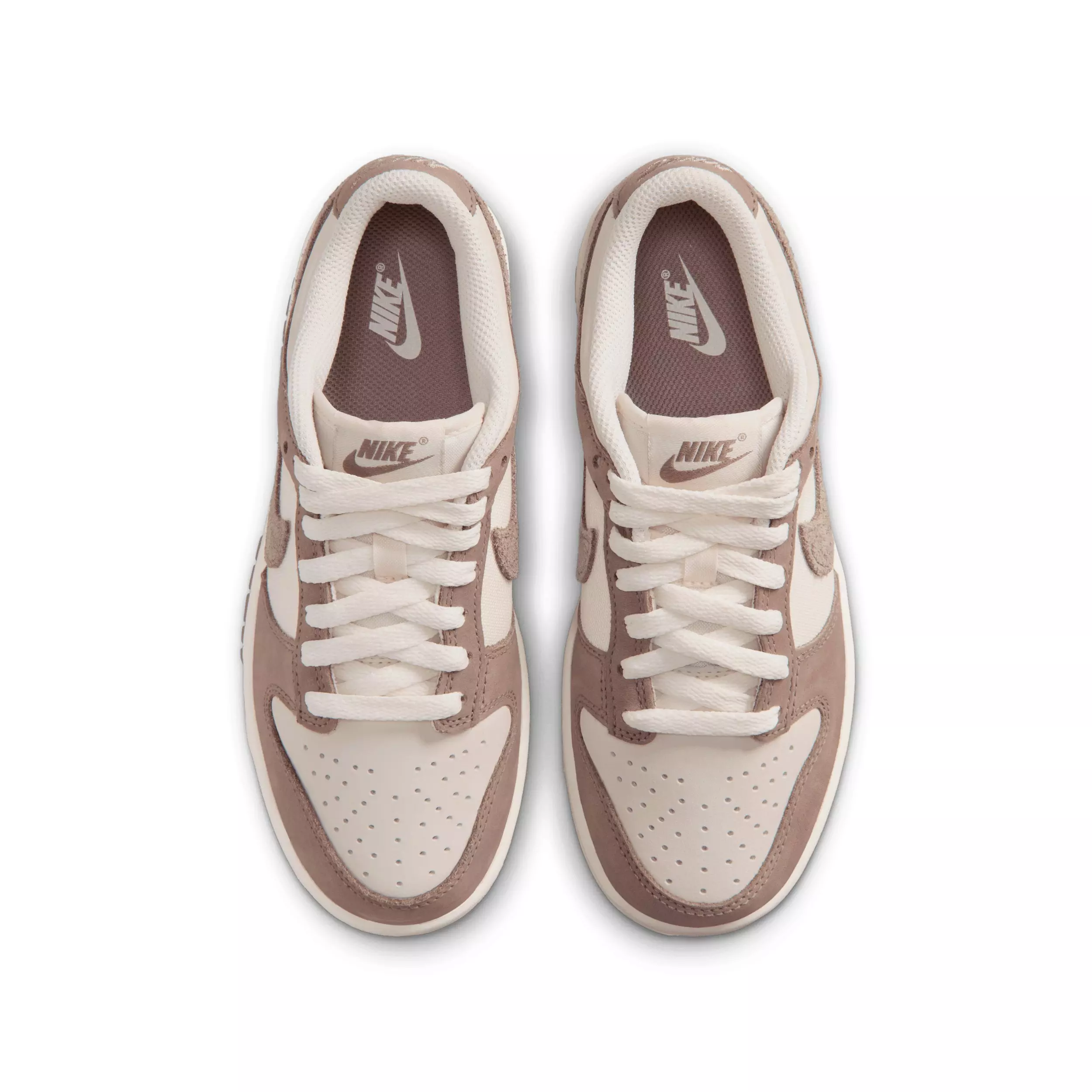 Nike Dunk Low SE "Pale Ivory/Taupe Haze" Grade School Boys' Shoe - IVORY/TAUPE