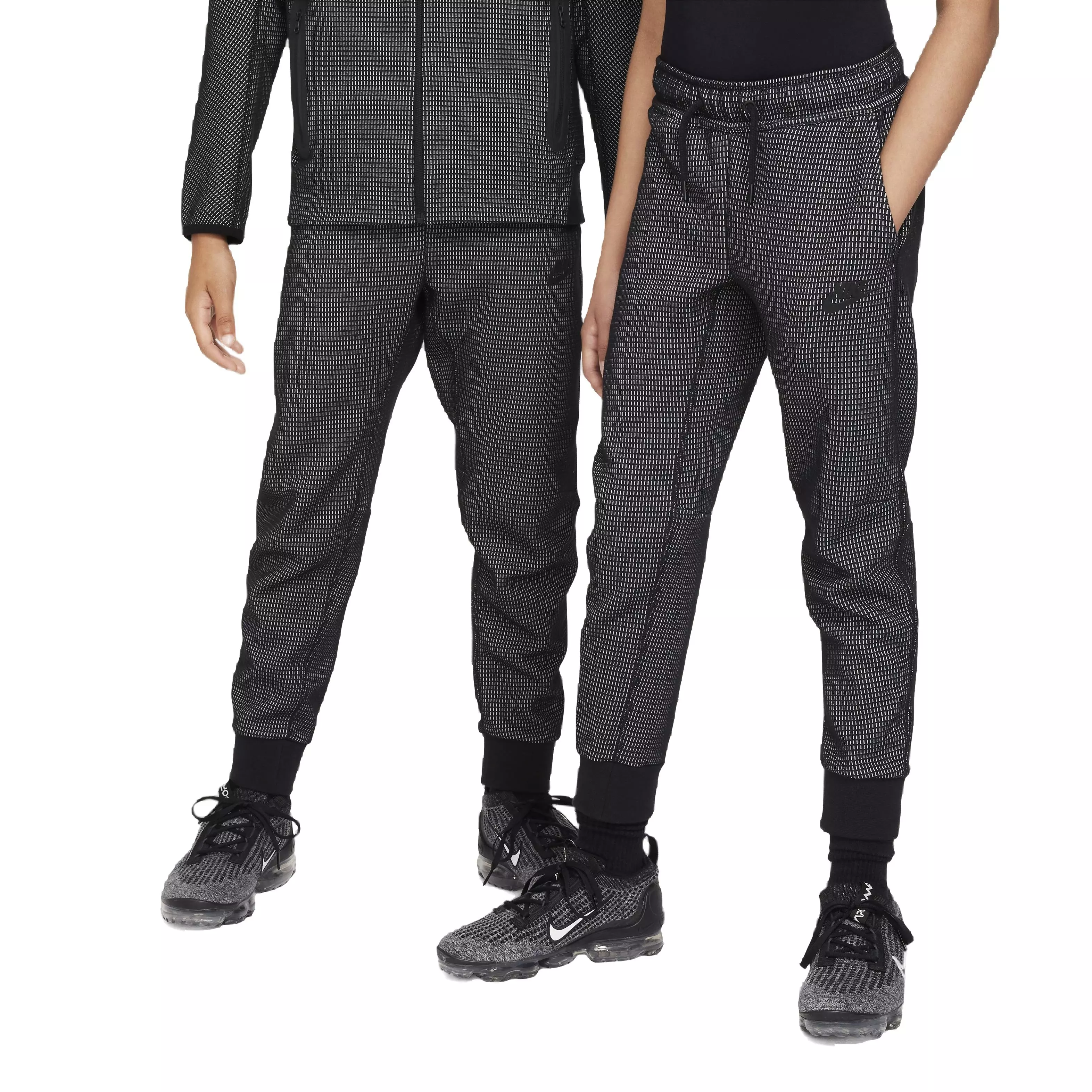 Nike Big Boys' Sportswear Tech Fleece Winterized Pants -Black - BLACK