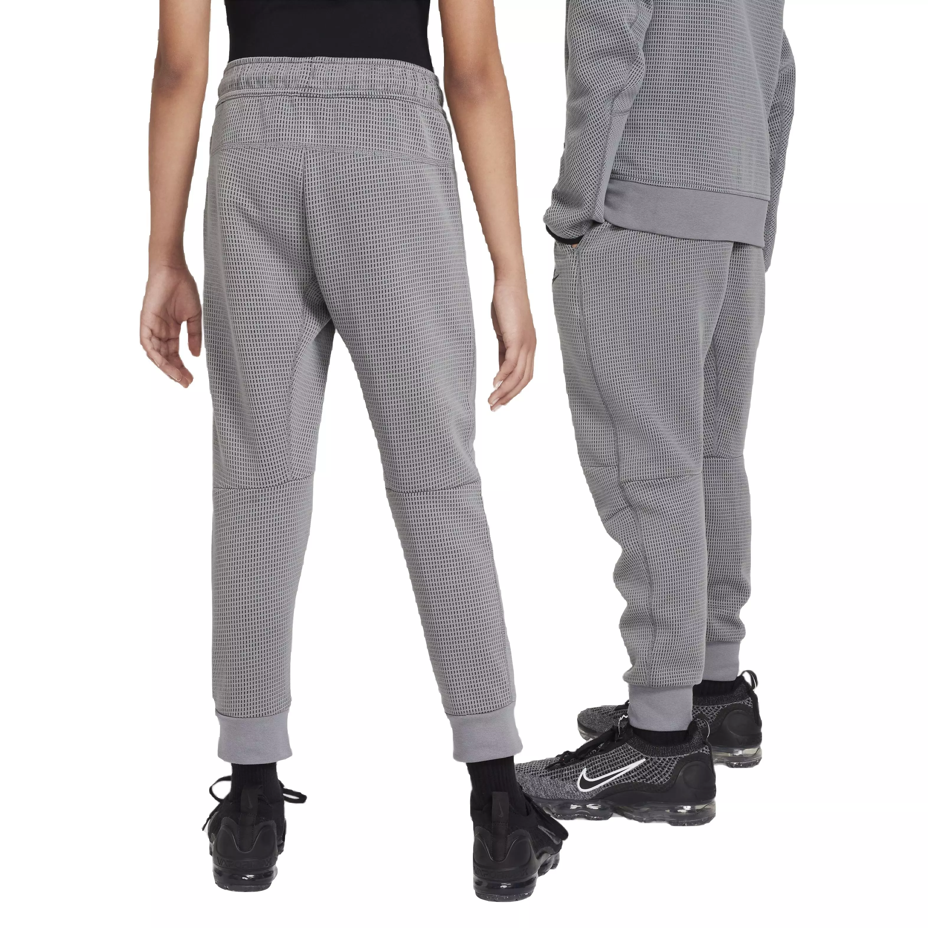 Nike Big Boys' Sportswear Tech Fleece Winterized Pants -Grey - GREY