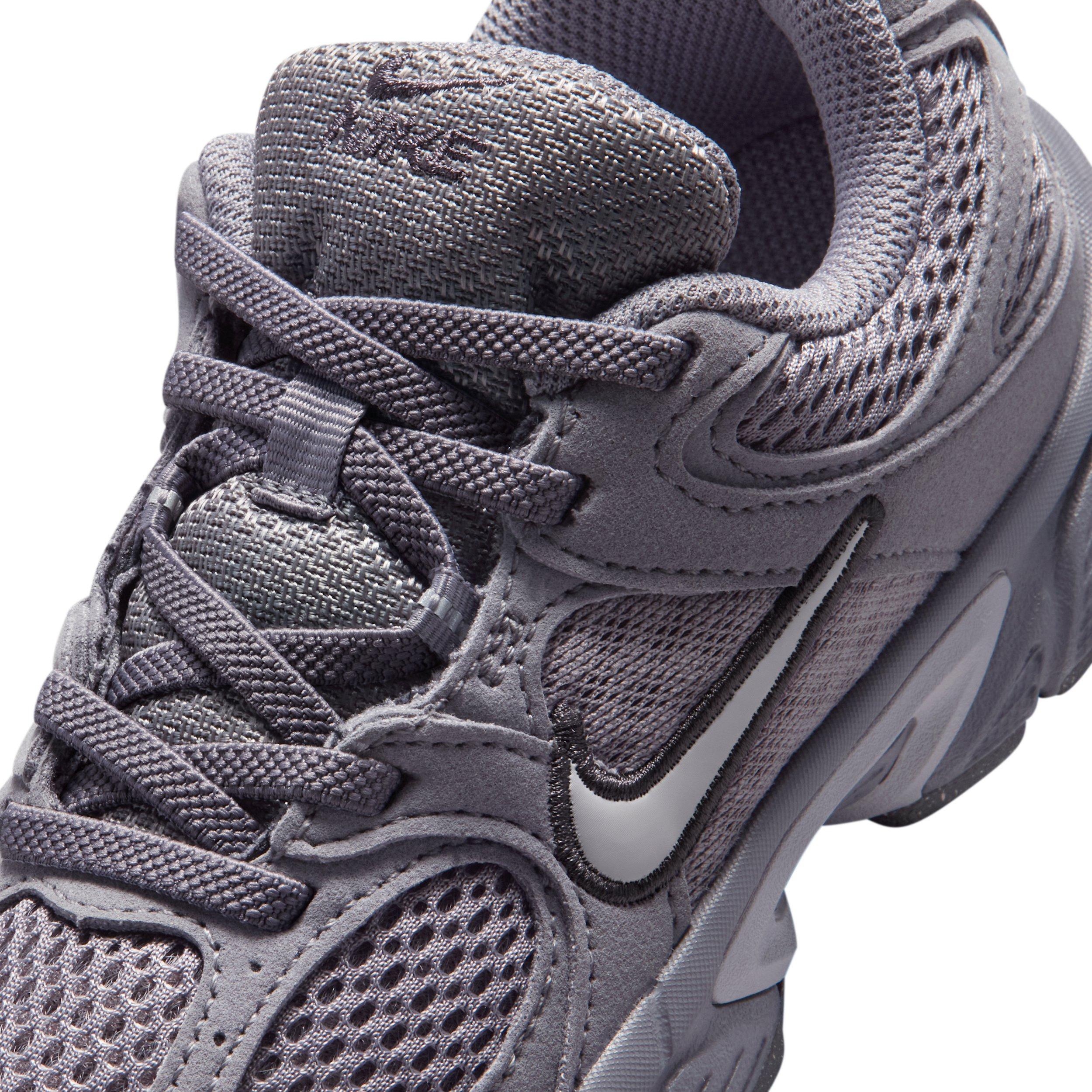 Nike V5 Runner Suede "Pencil Point/Atmosphere Grey" Preschool Boys' Shoe - PENCIL/GREY Thumbnail View 7
