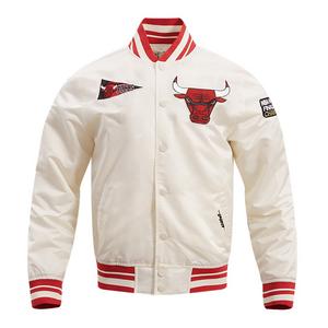 Pro Standard Men's NBA Chicago Bulls Retro Classic Rib Satin Jacket -Eggshell/Red