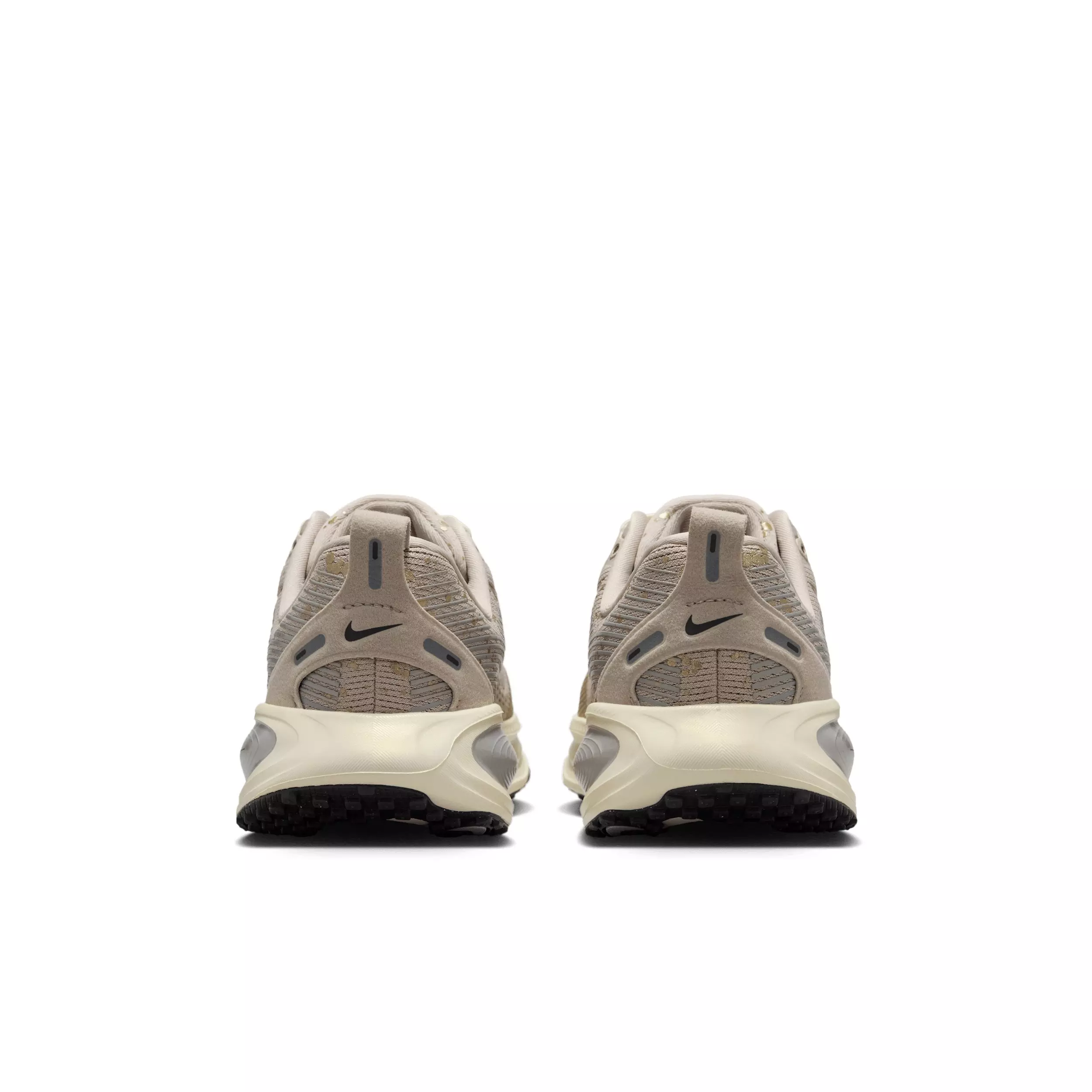 Nike Vomero 18 SE "Cream II/Coconut Milk/Light Grey/Gold Grain" Grade School Girls' Running Shoe - CREAM/MILK/LT GREY/GOLD