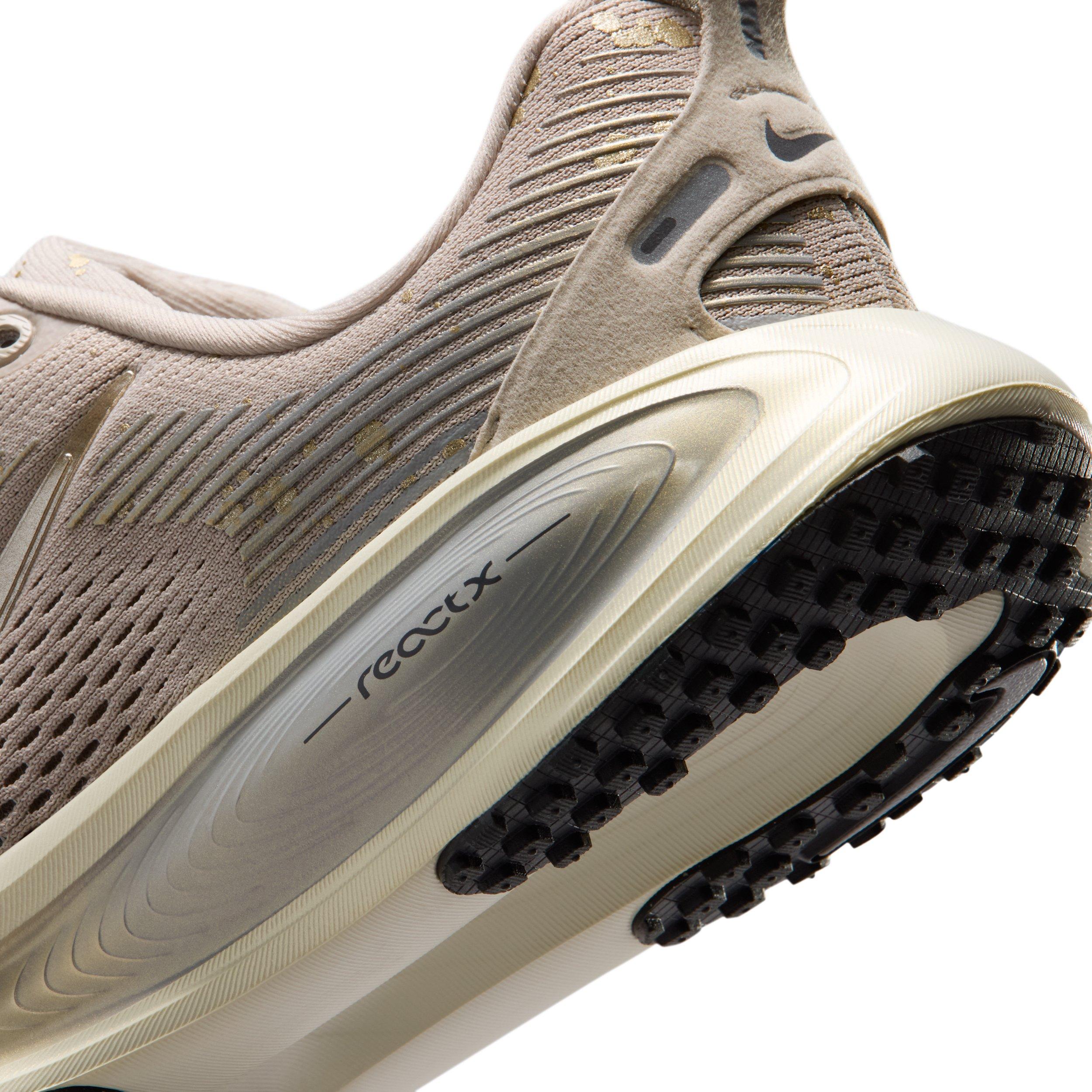 Nike Vomero 18 SE "Cream II/Coconut Milk/Light Grey/Gold Grain" Grade School Girls' Running Shoe - CREAM/MILK/LT GREY/GOLD Thumbnail View 8