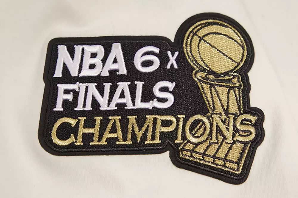 Pro Standard Men's NBA Chicago Bulls Retro Classic Double Knit Tee -Eggshell/Red - EGGSHELL/RED