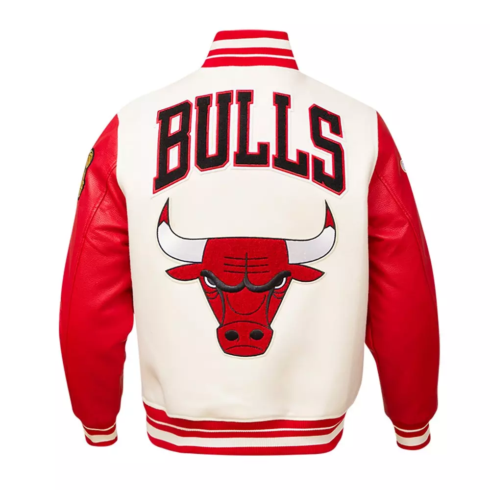 Pro Standard Men's NBA Chicago Bulls Retro Classic Rib Wool Varsity Jacket -Eggshell/Red - EGGSHELL/RED