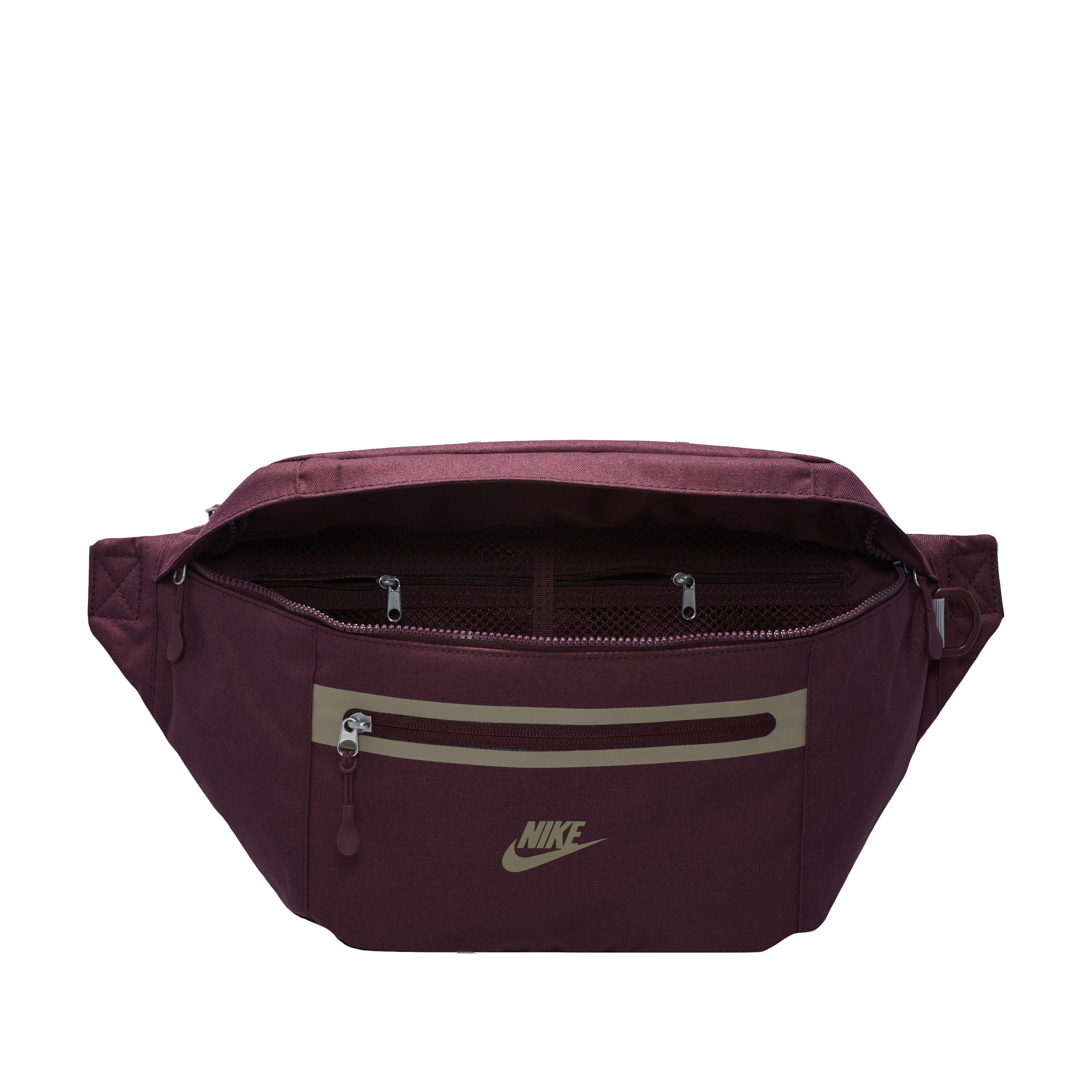 Nike Elemental Premium Fanny Pack (8L)