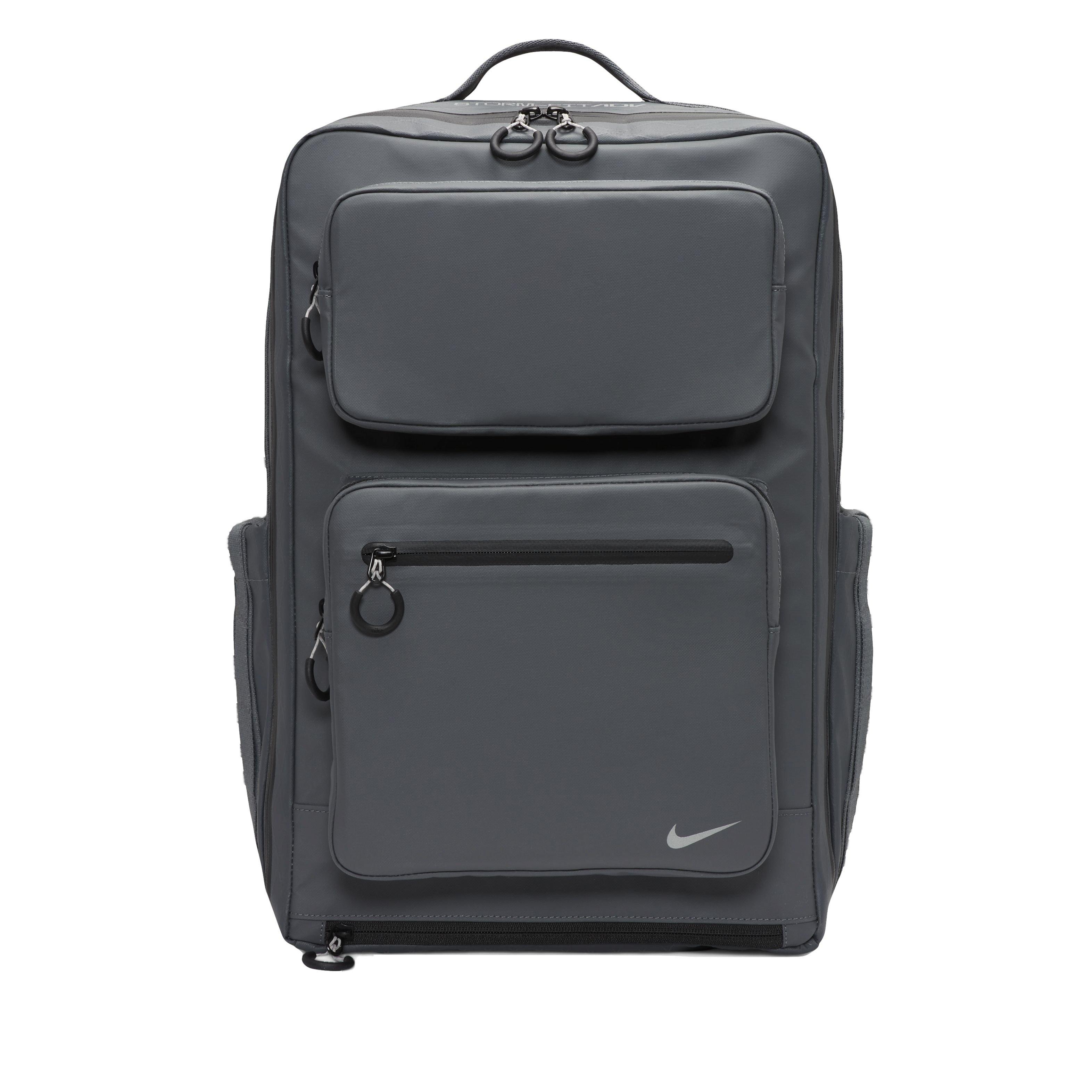 【新品】NIKE Storm-FIT ADV バックパック 21L Buy Nike Pro Storm-FIT ADV Backpack (21L) - Black/Black