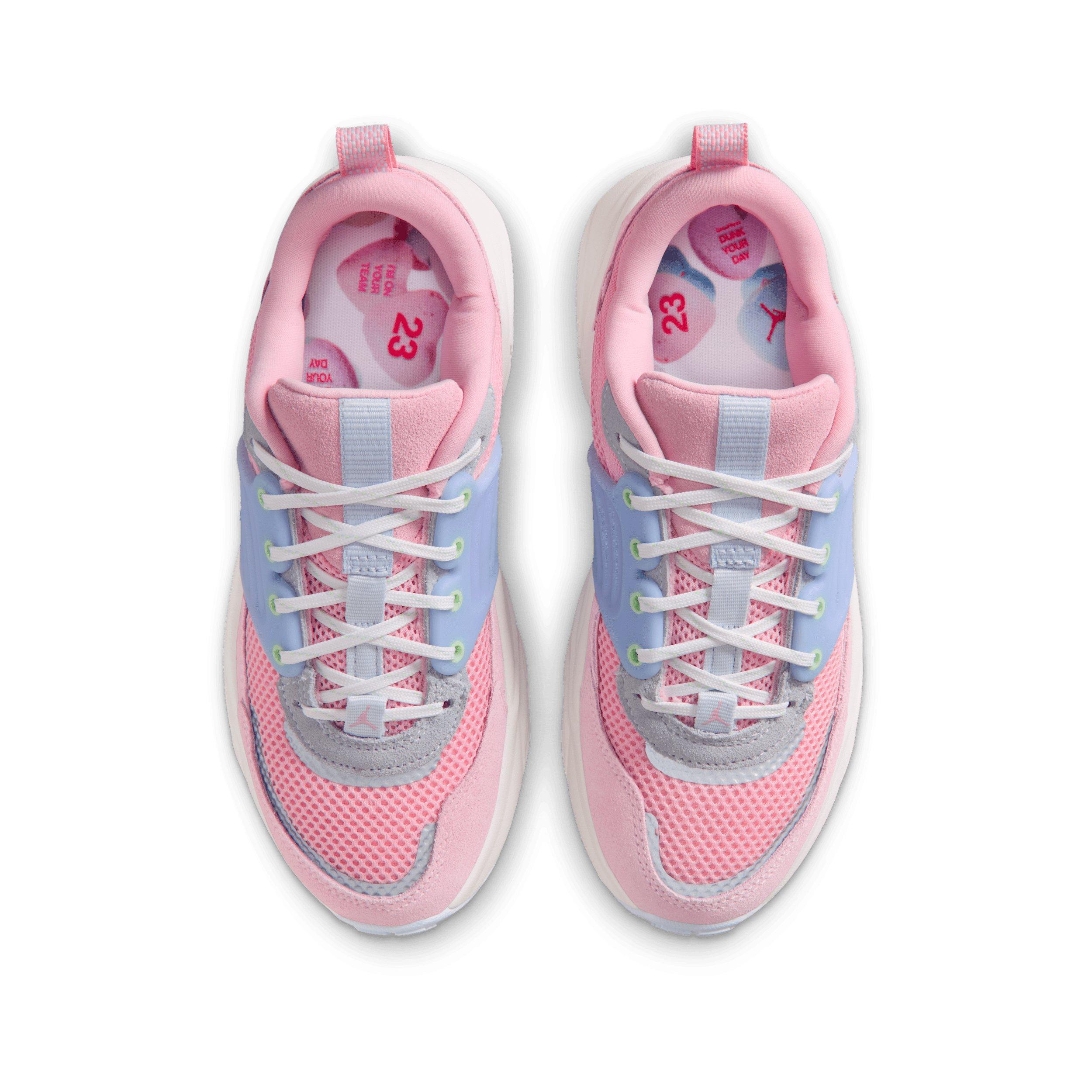 Jordan Trunner O/S "Medium Soft Pink/Half Blue/Sail/Medium Soft Pink" Grade School Girls' Shoe - MD PINK/BLUE/SAIL/MD PINK Thumbnail View 4